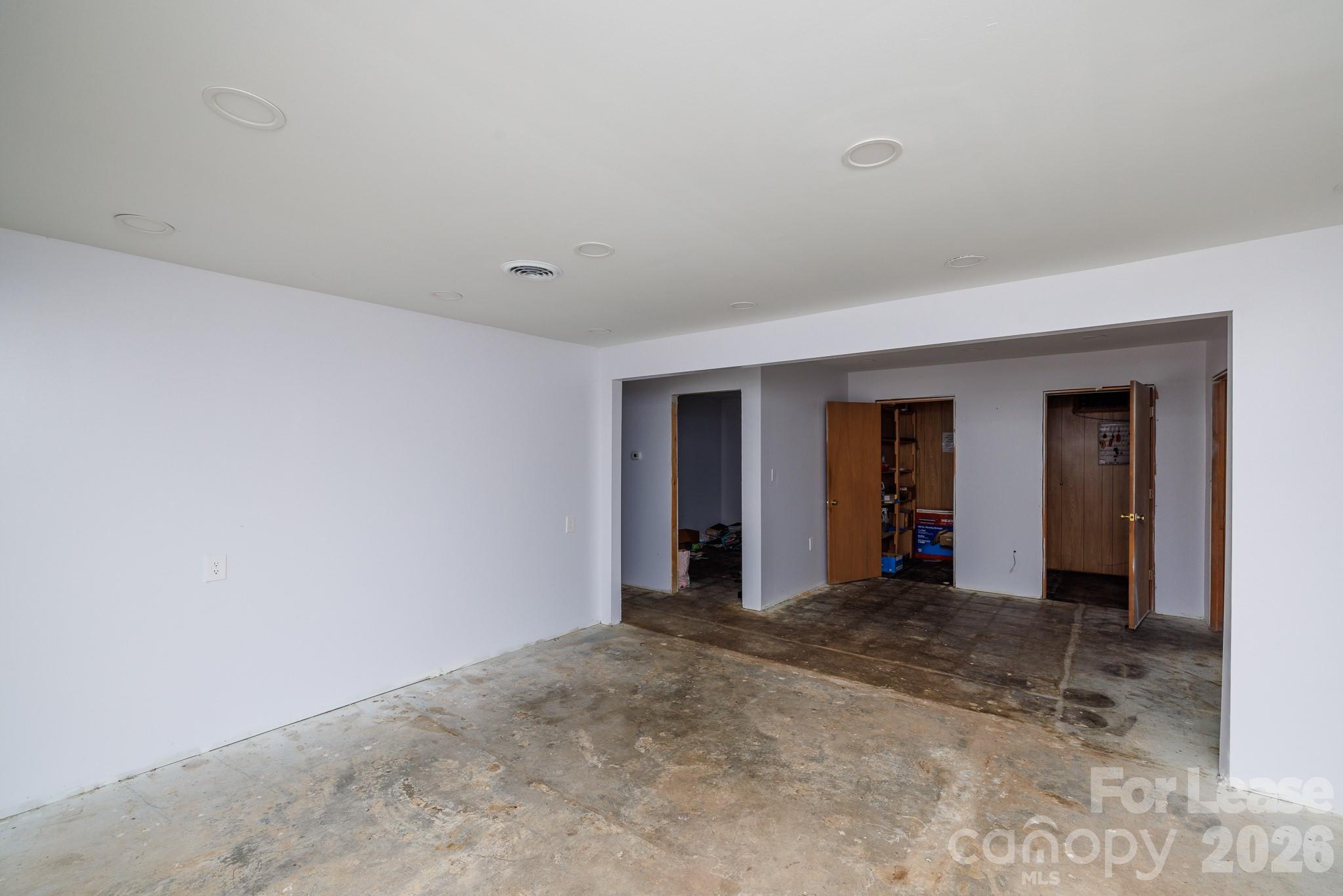 534 Pendleton Street Property Photo 13