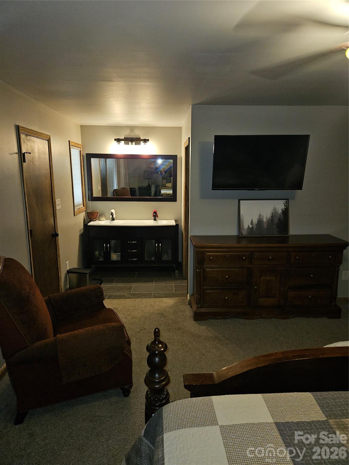 216 Brentwood Circle Property Photo 8