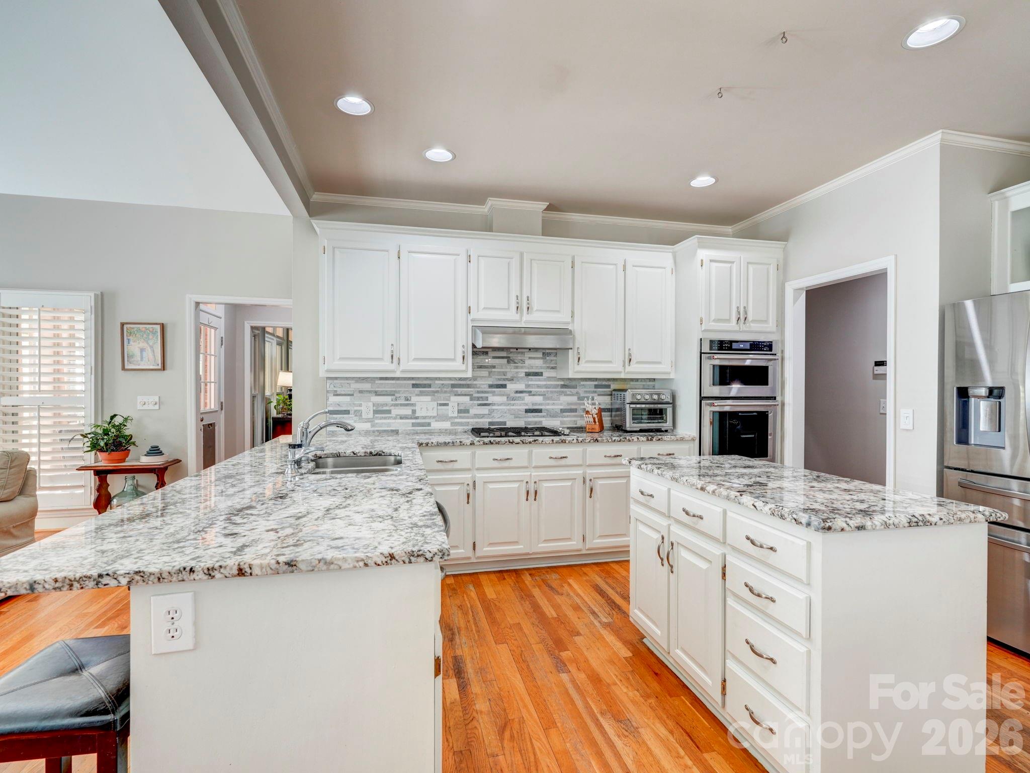 3466 Brighton Court Property Photo 9