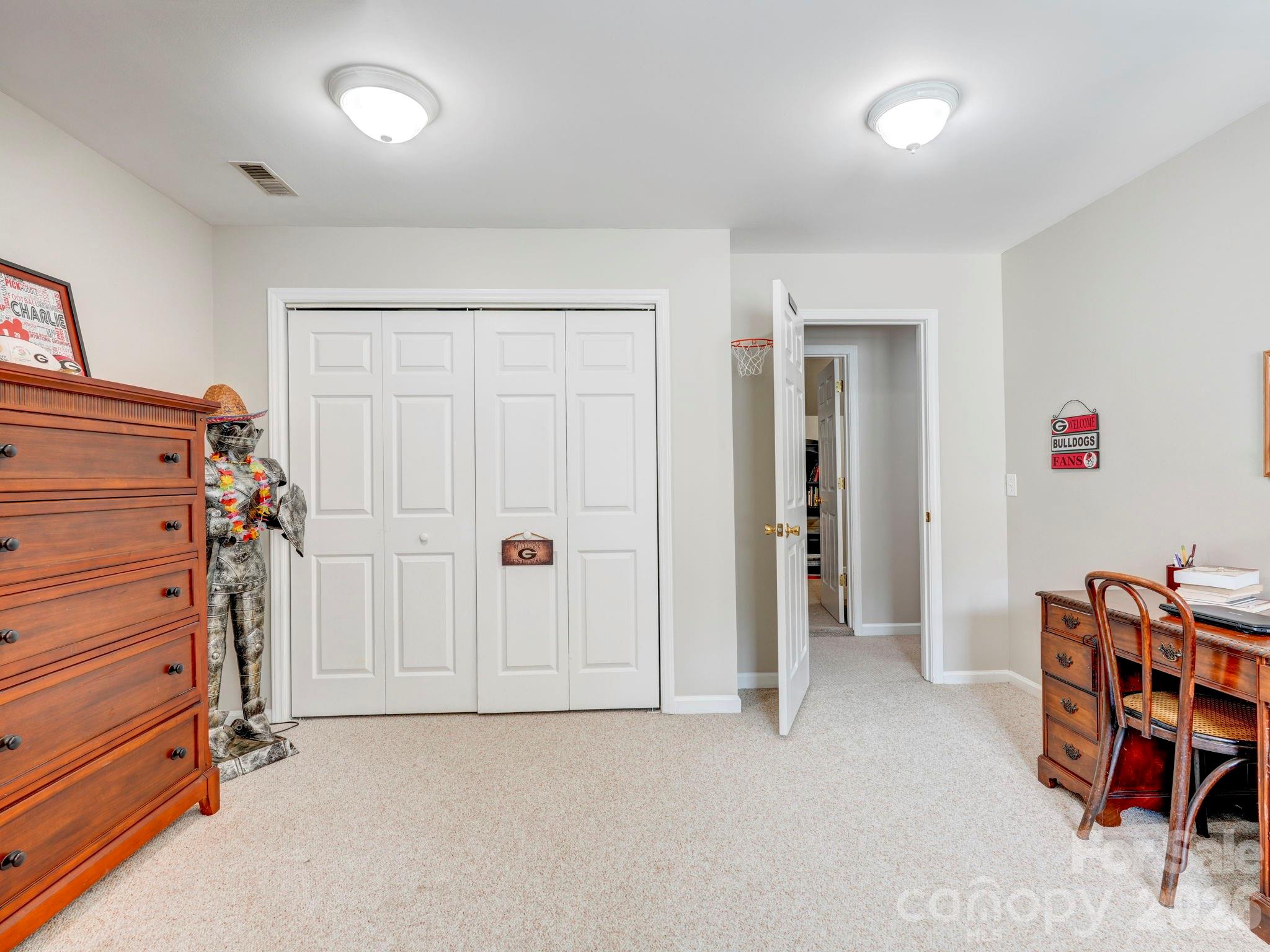 3466 Brighton Court Property Photo 28
