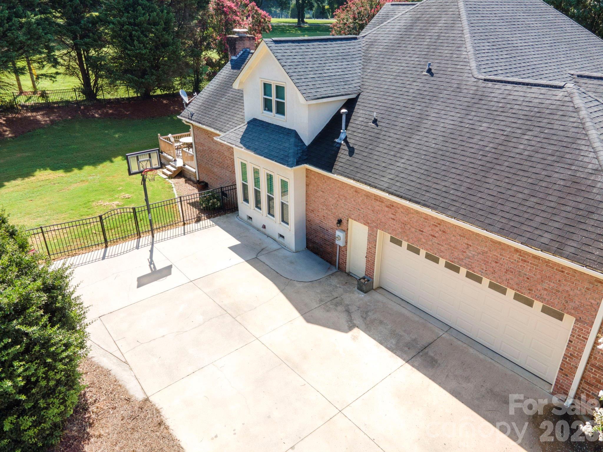 3466 Brighton Court Property Photo 41
