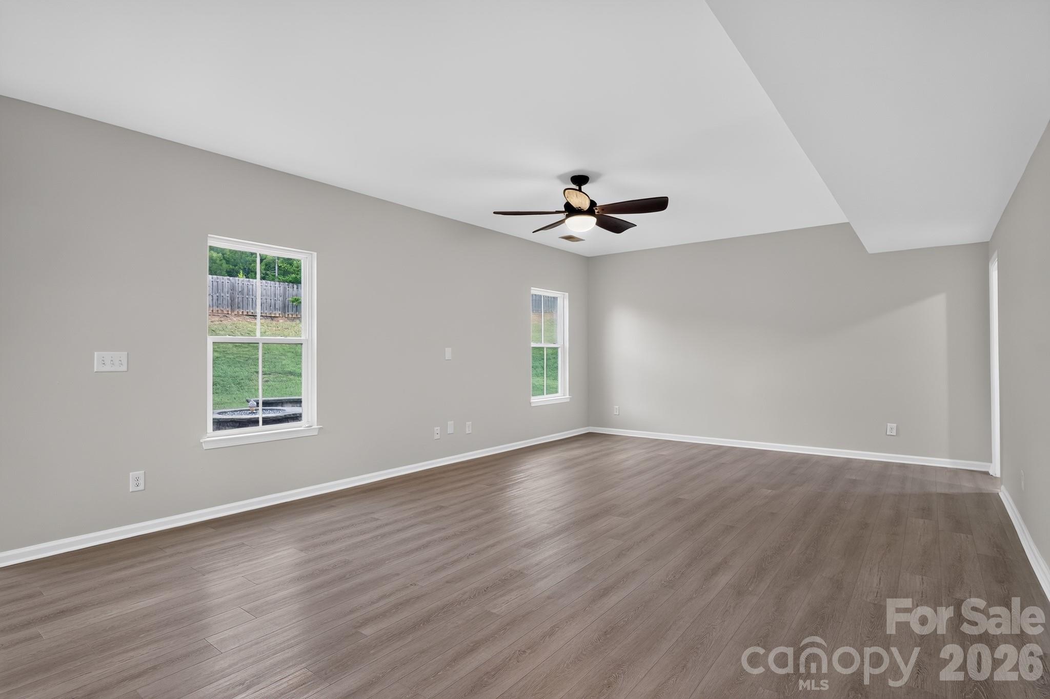 2095 Taney Way Property Photo 3