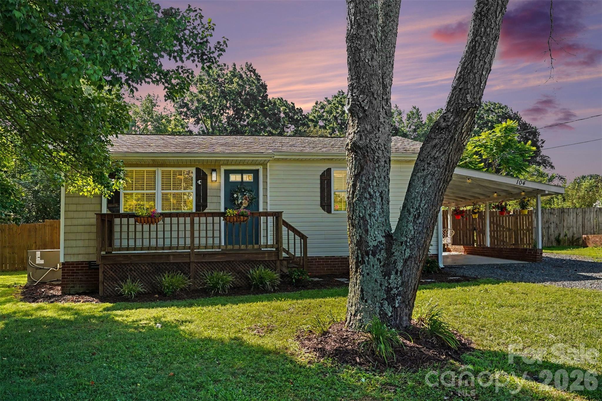 104 Pine Lane Property Photo 1