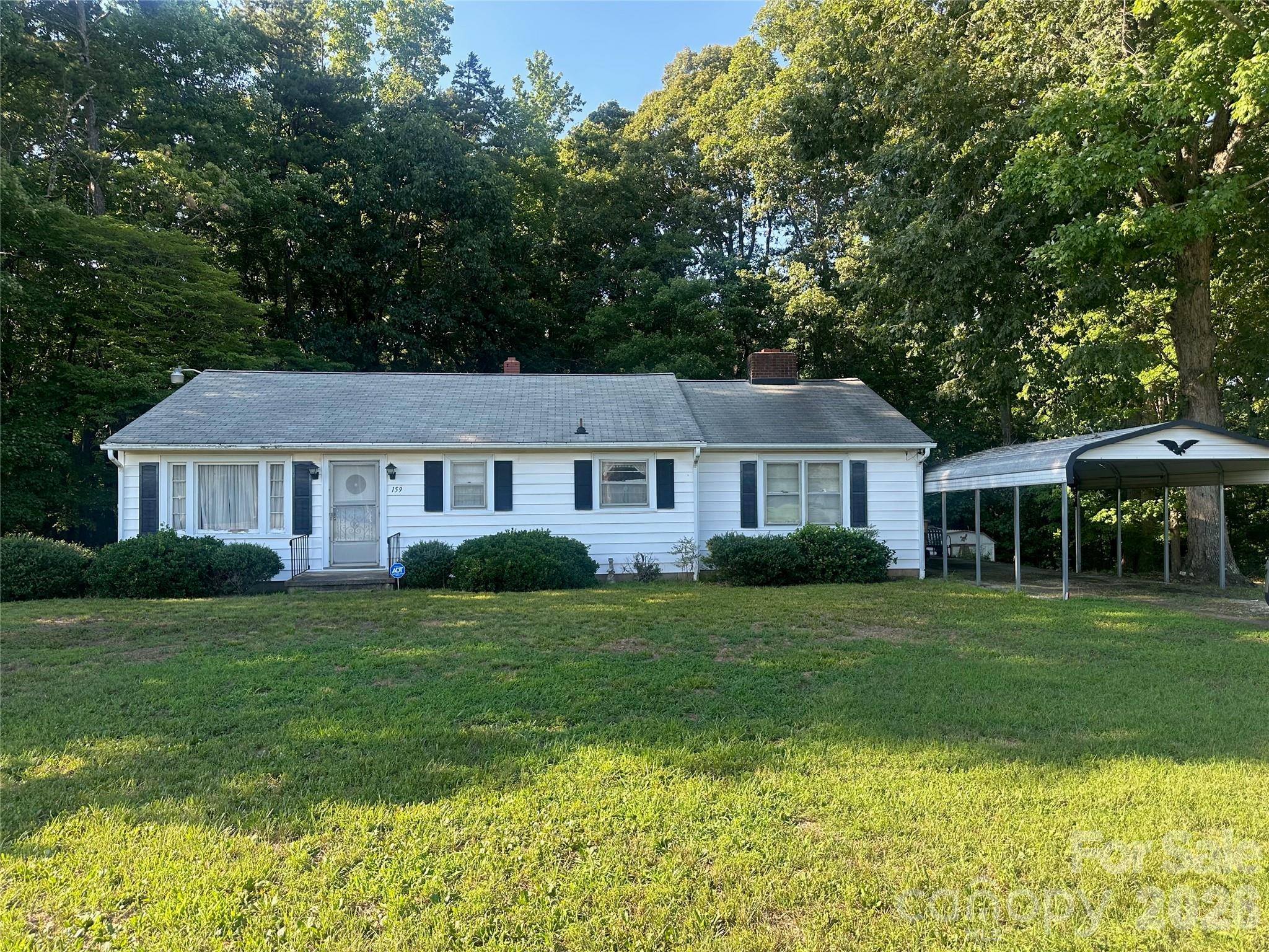159 Richard Drive Property Photo 1