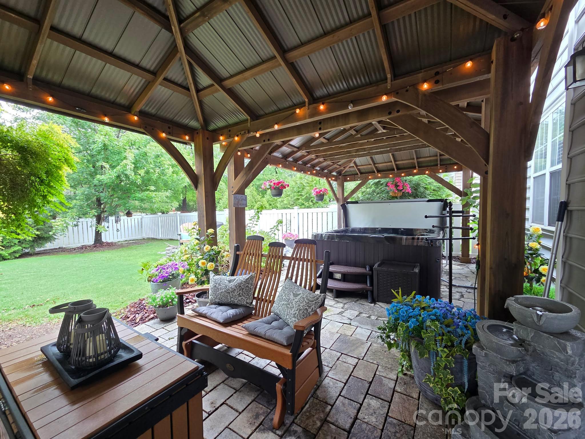 10139 Alvarado Way Property Photo 1