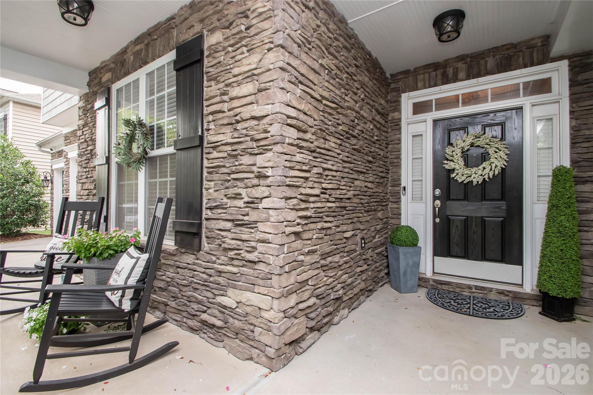 10139 Alvarado Way Property Photo 3