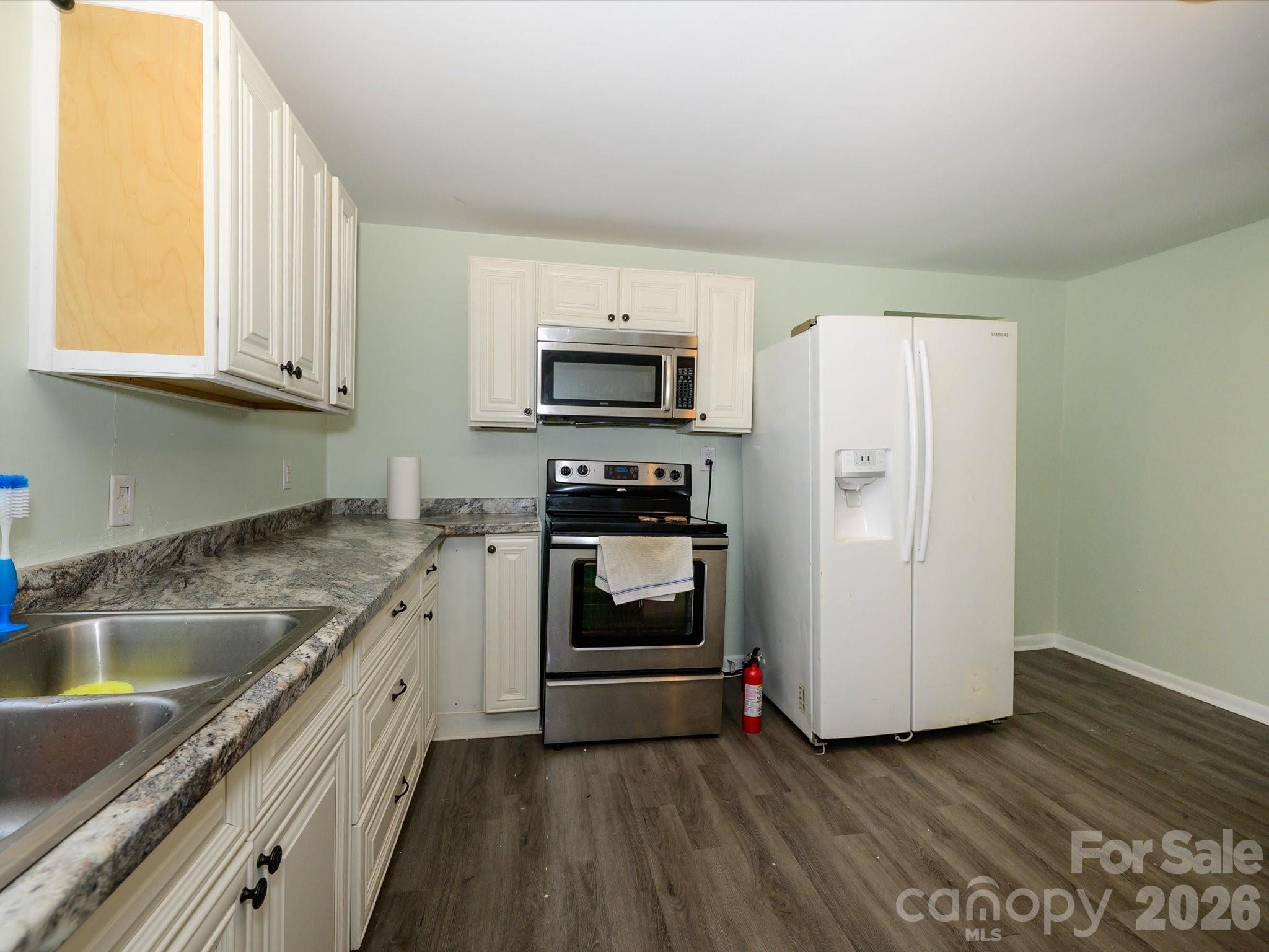 44 Fenix Drive Property Photo 14