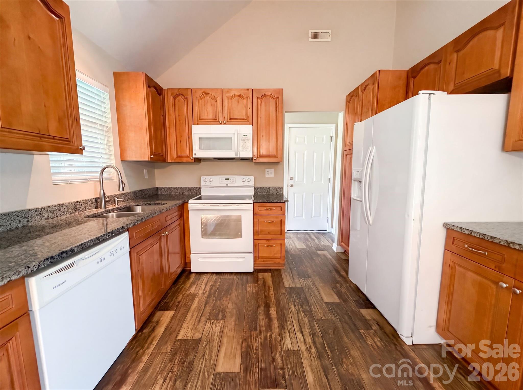 1246 Neelys Creek Road Property Photo 2