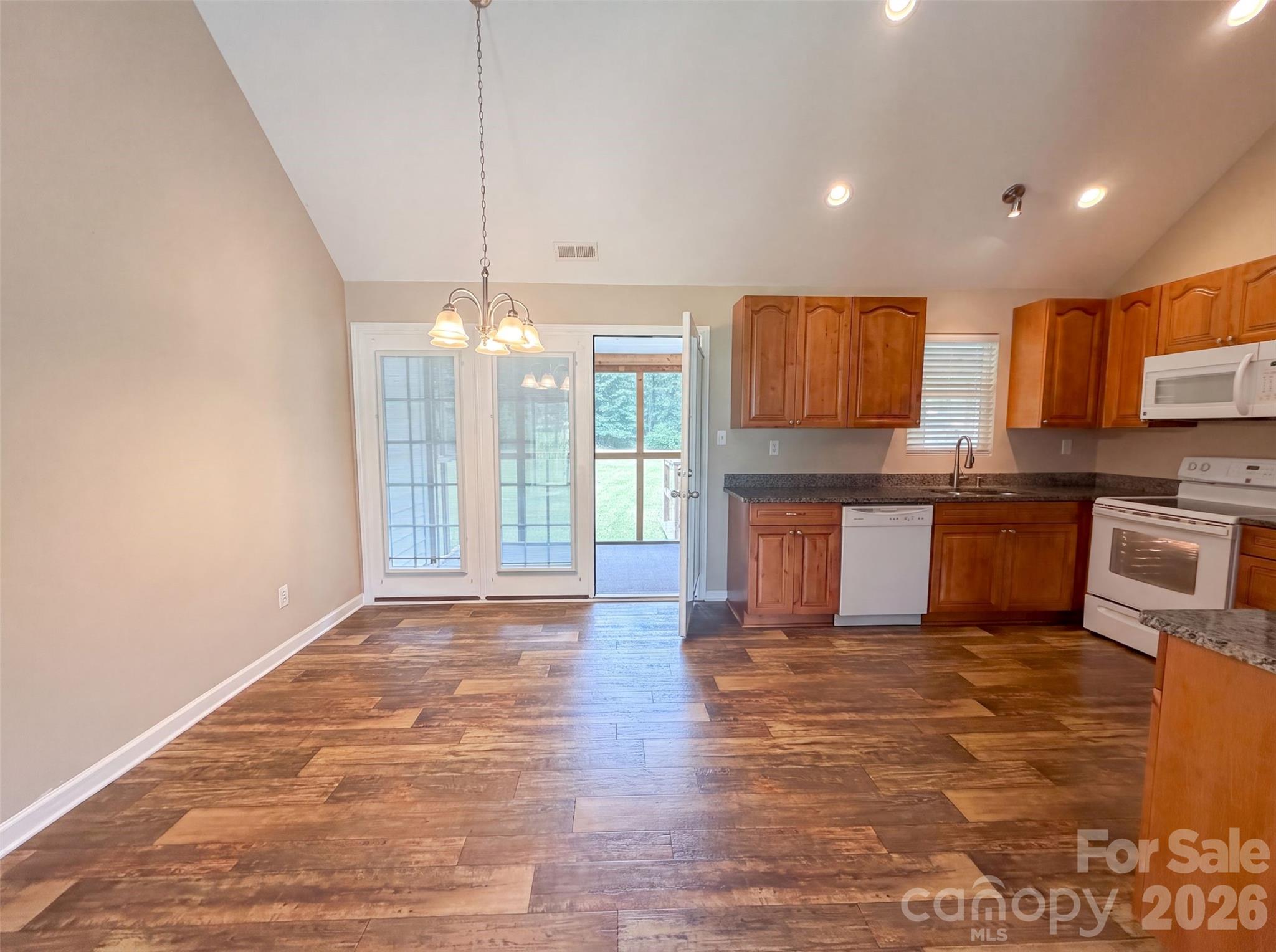 1246 Neelys Creek Road Property Photo 5