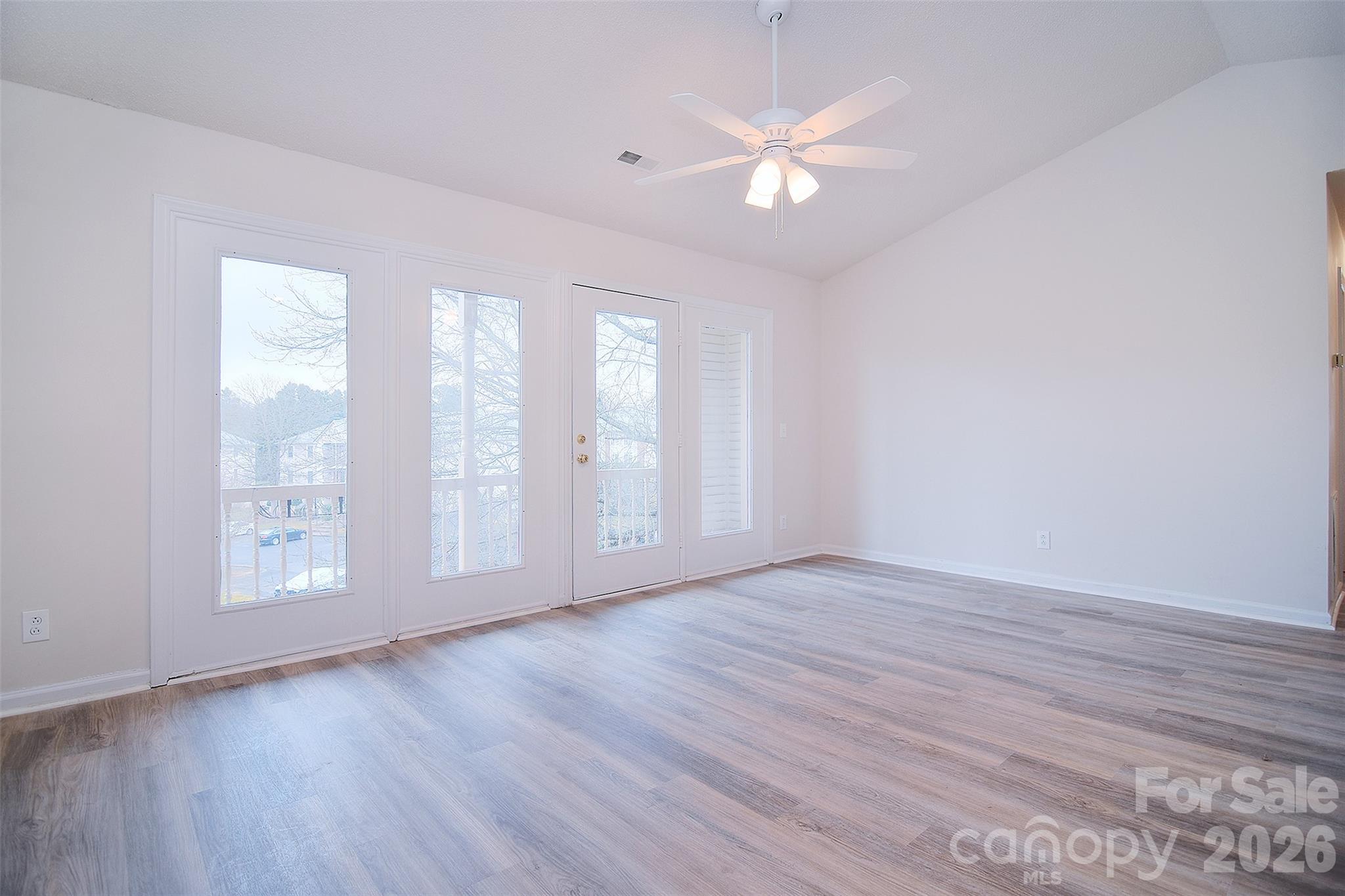 6120 Meadow Rose Lane Property Photo 16