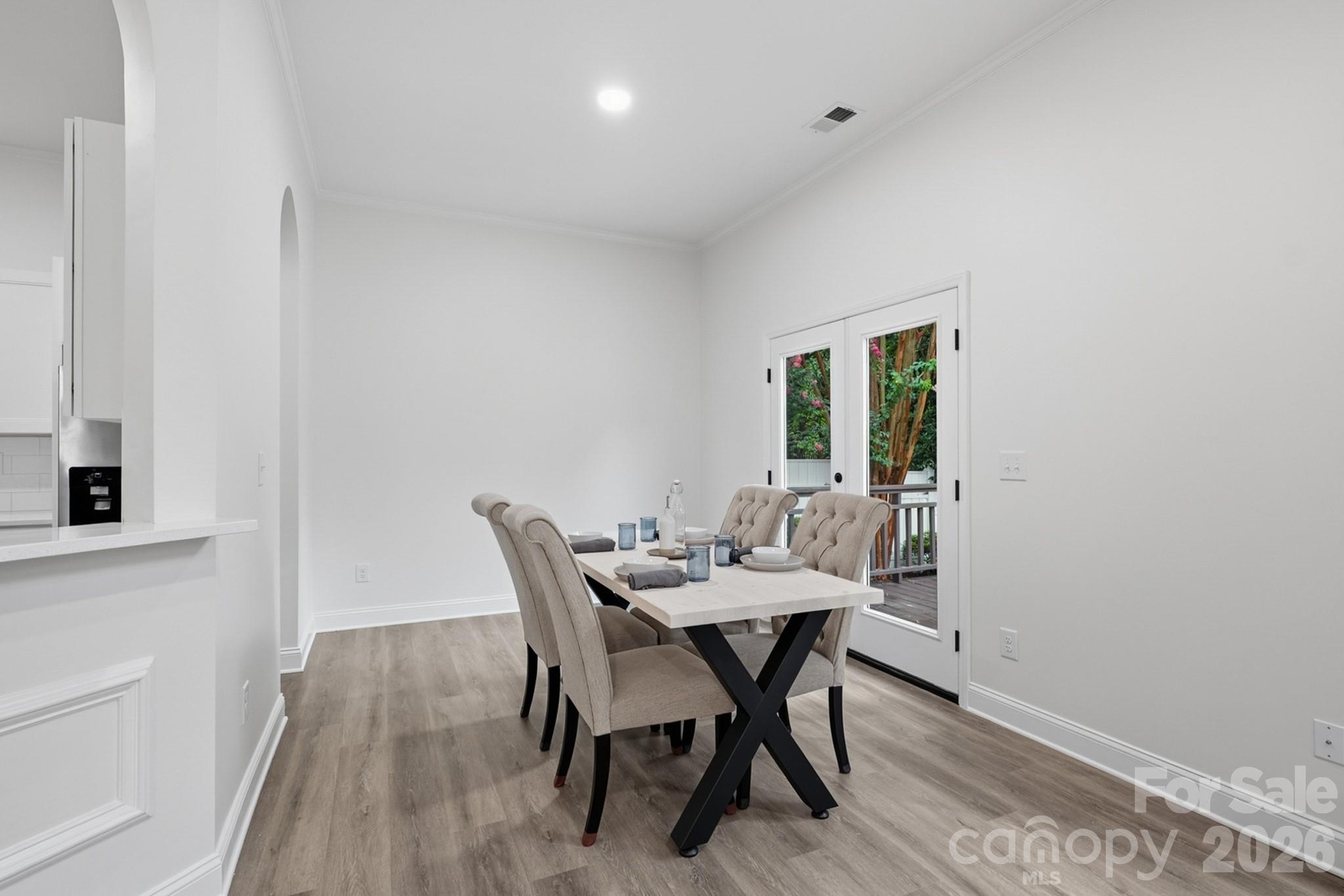 3412 Pondridge Court Property Photo 11