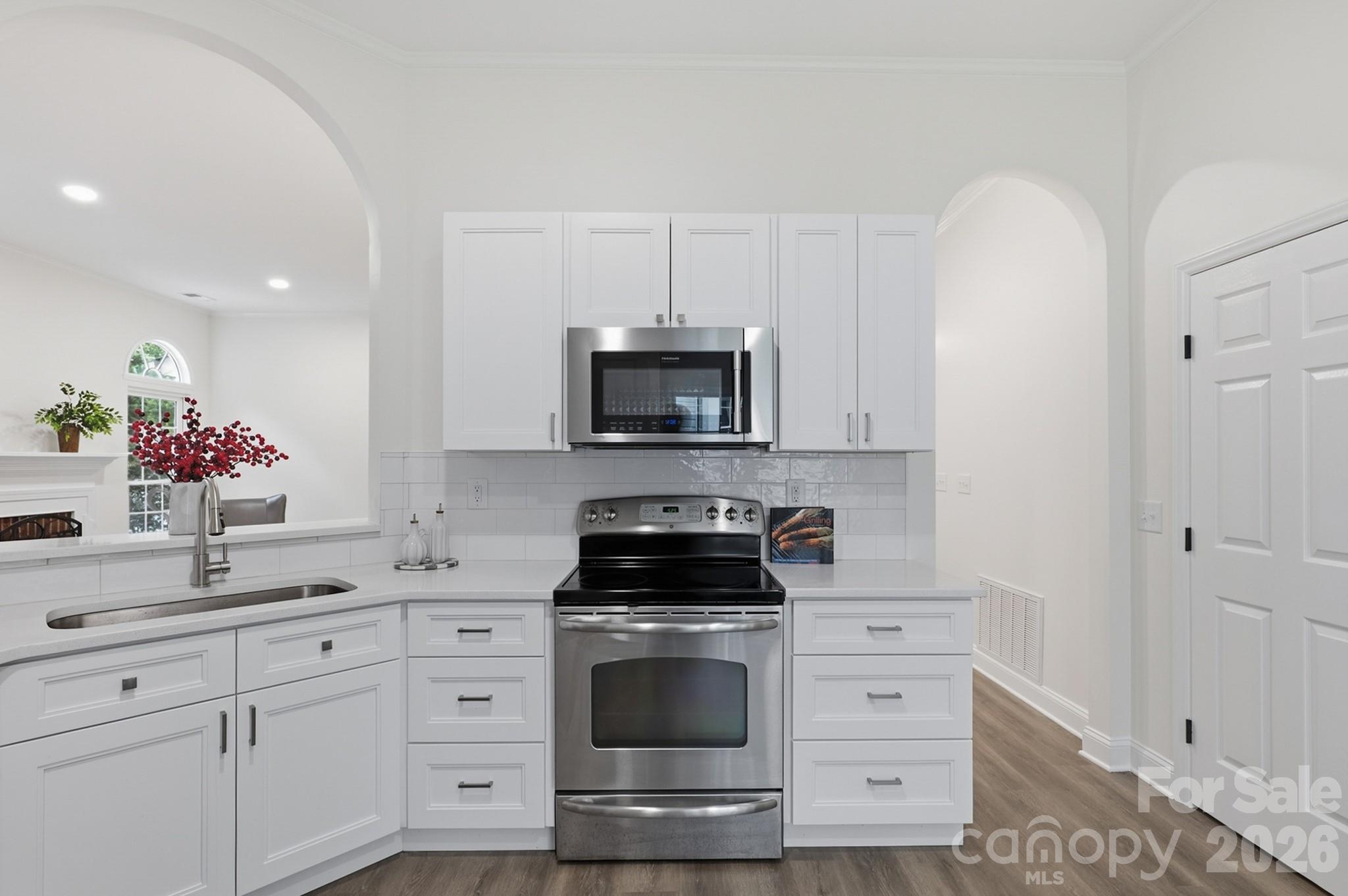 3412 Pondridge Court Property Photo 14