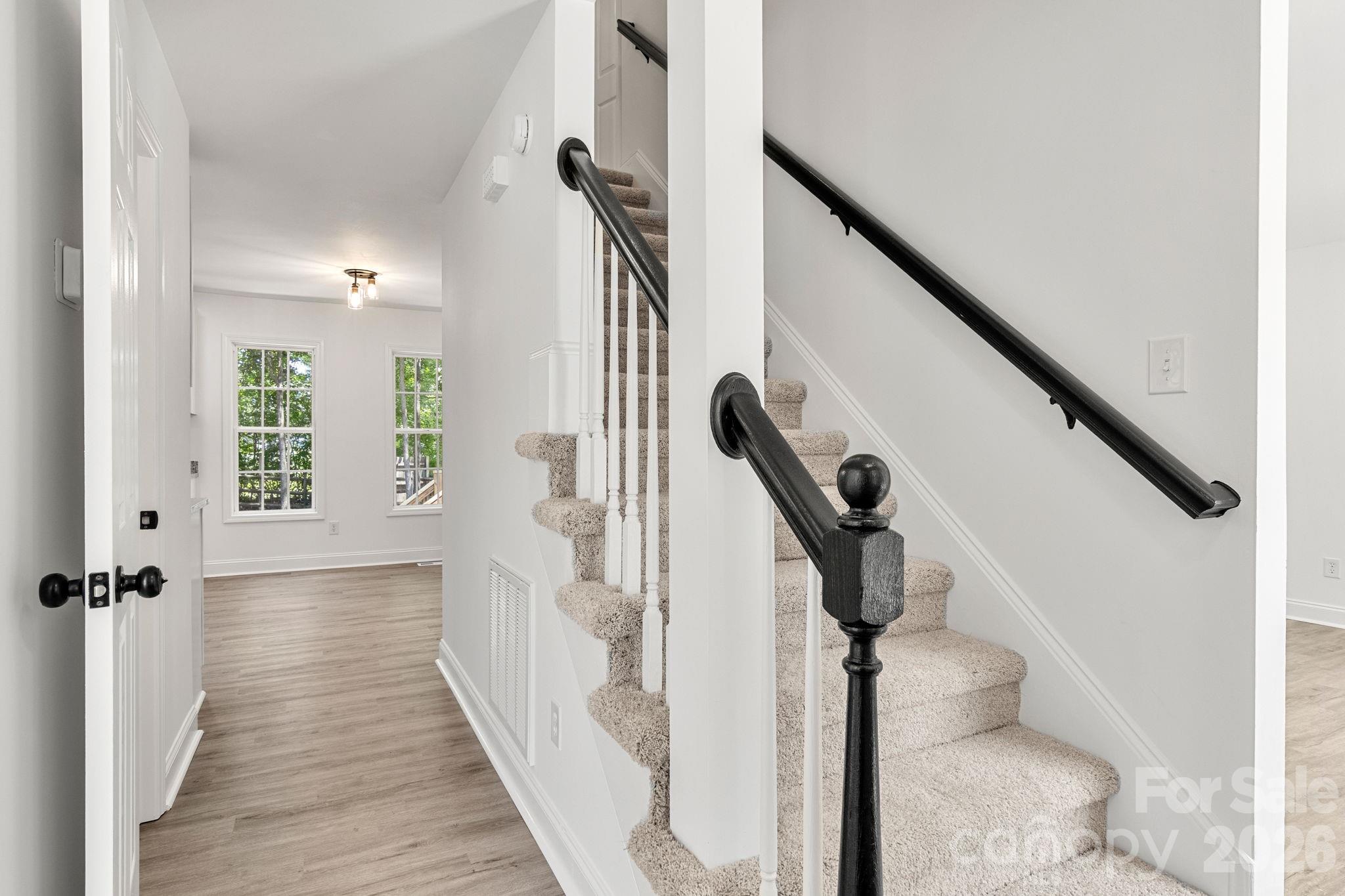2149 Charles Towne Court Property Photo 6
