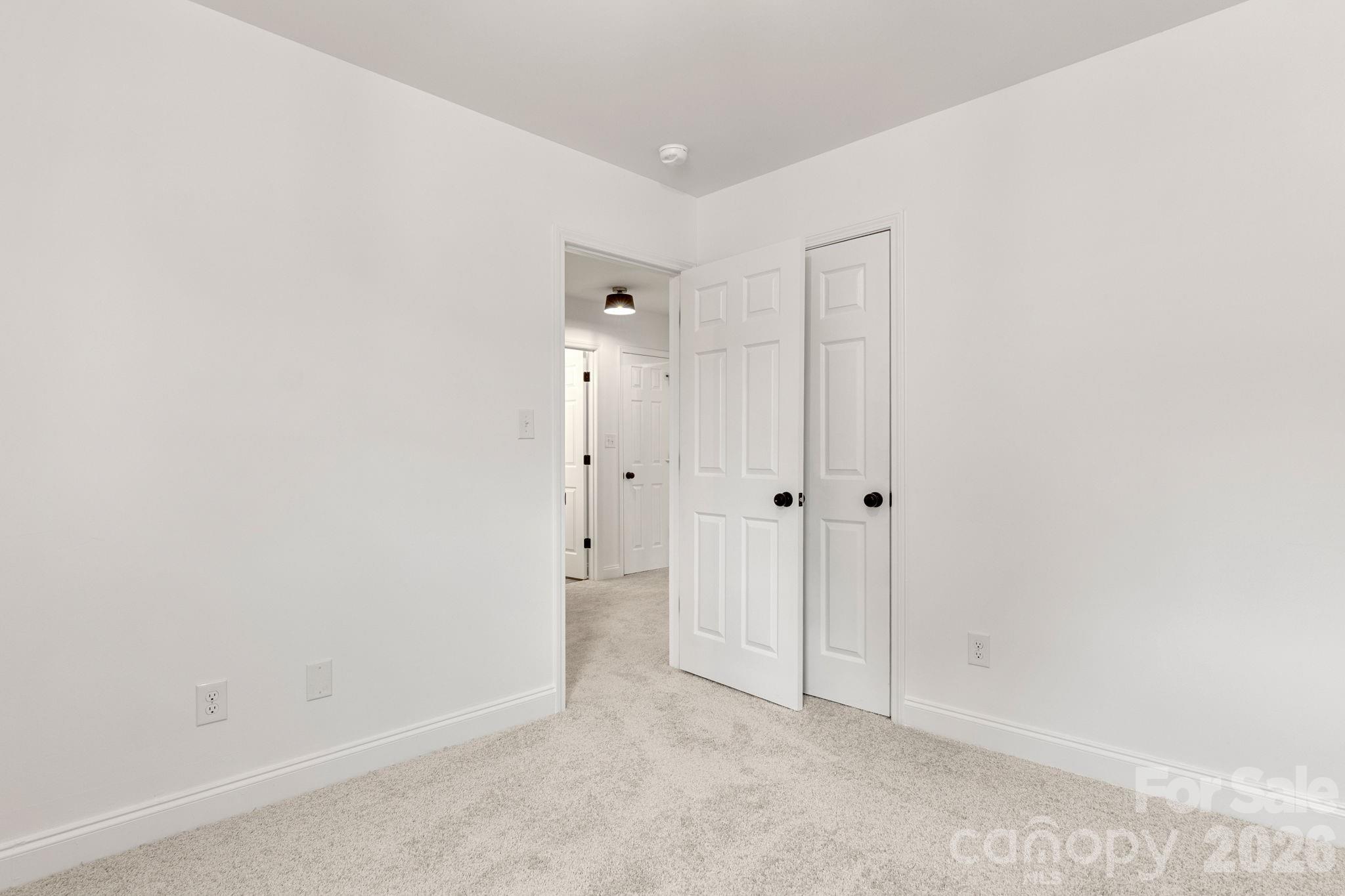 2149 Charles Towne Court Property Photo 26