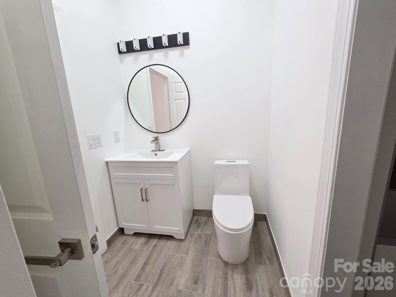 919 Danbrook Circle Property Photo 25
