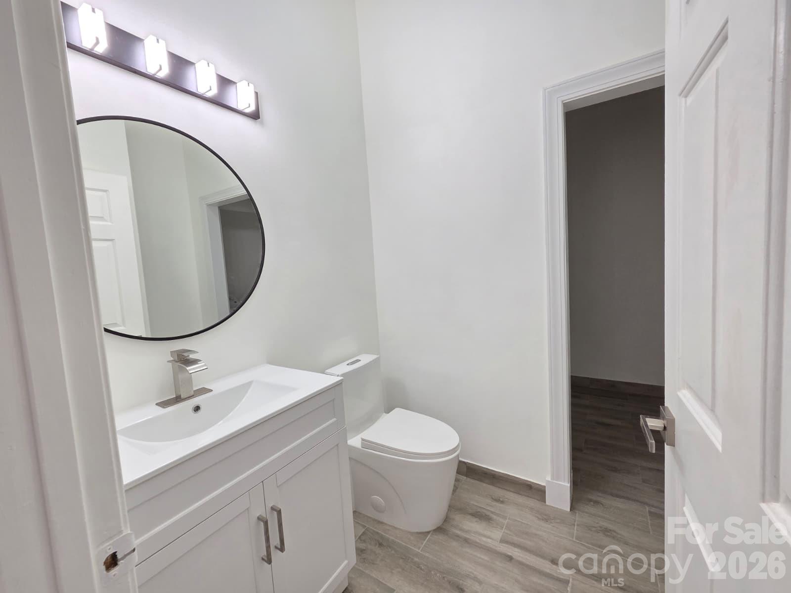 919 Danbrook Circle Property Photo 28