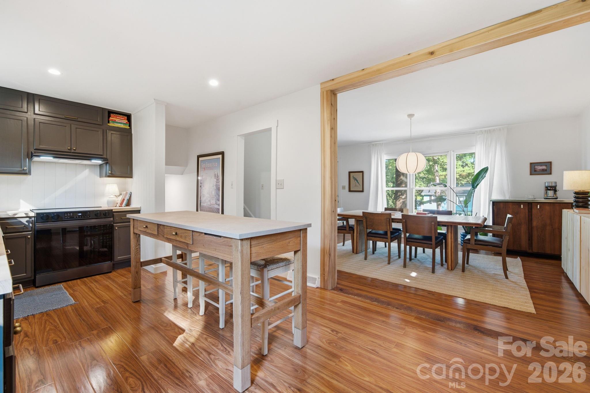 5407 Autumn End Circle Property Photo 6