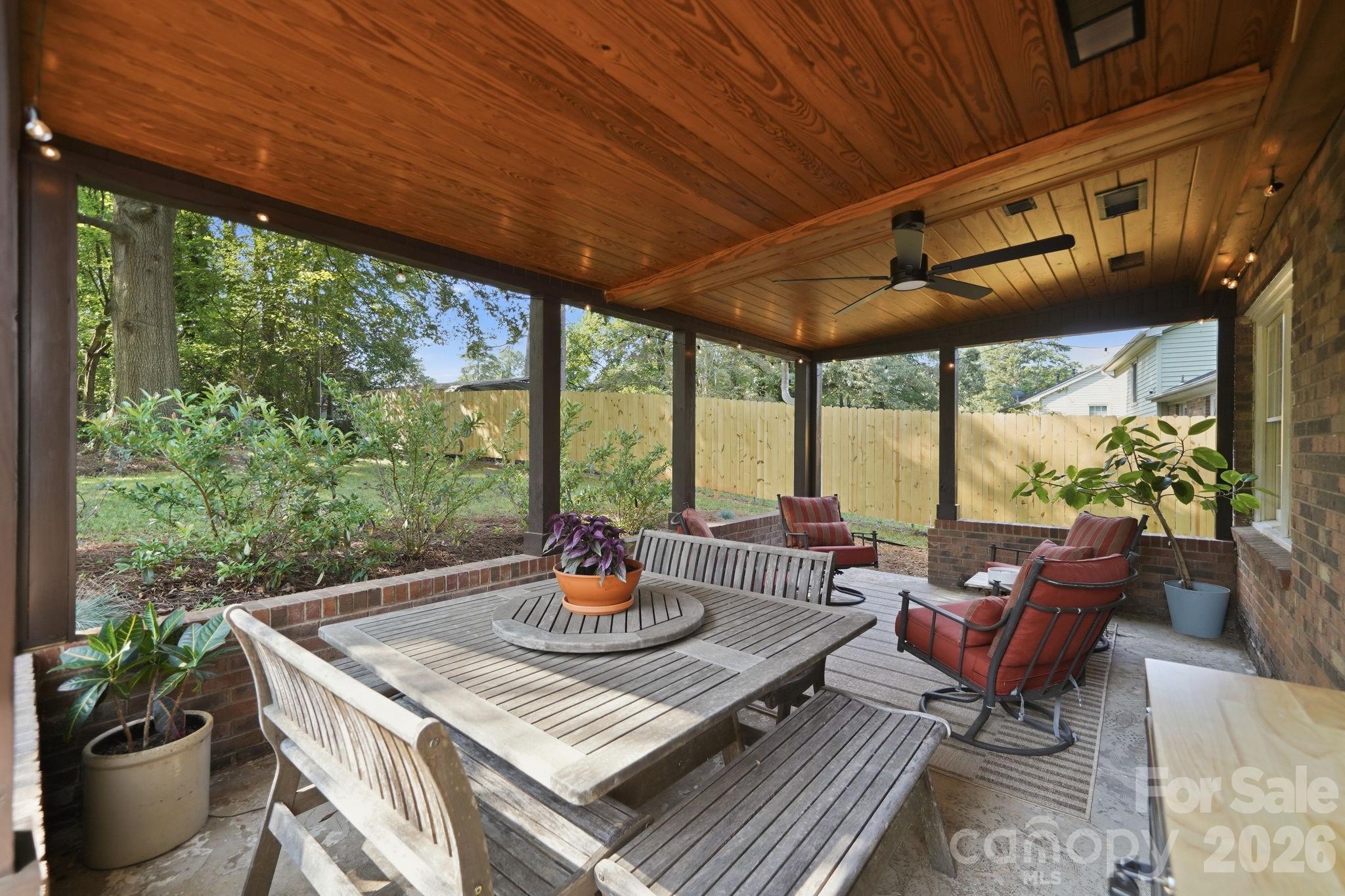 5407 Autumn End Circle Property Photo 24