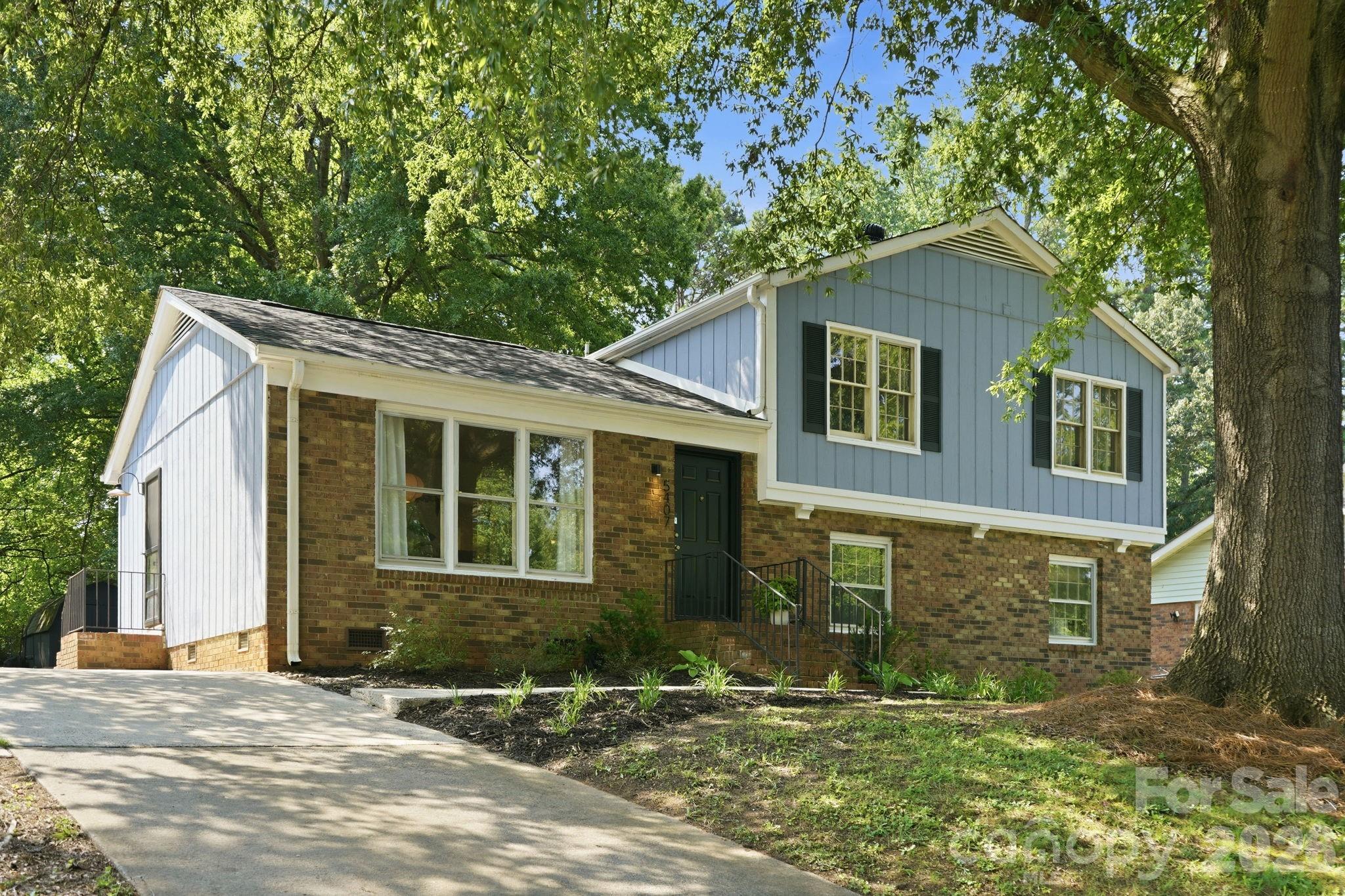 5407 Autumn End Circle Property Photo 32