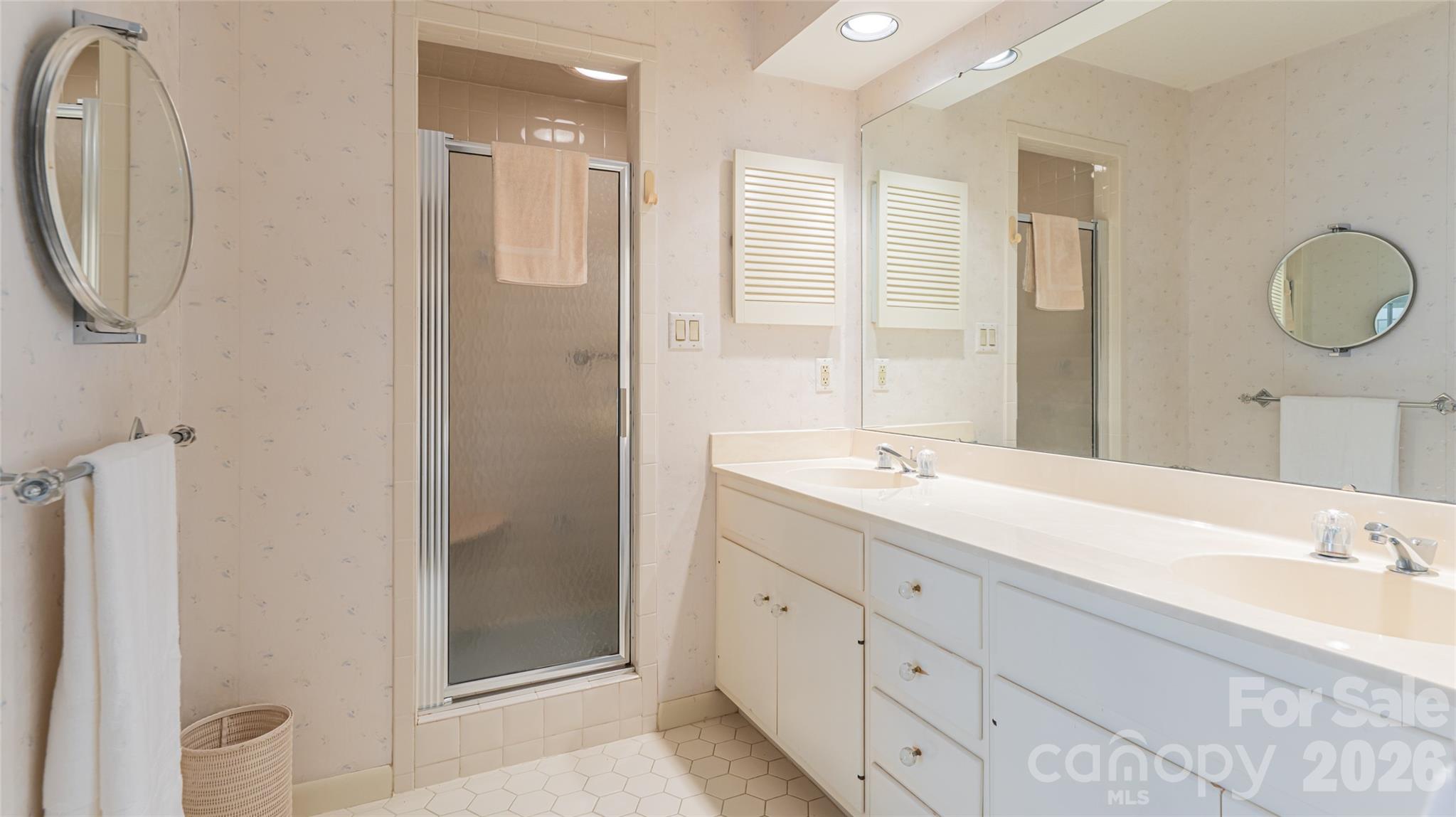 12 Stuyvesant Crescent Property Photo 26