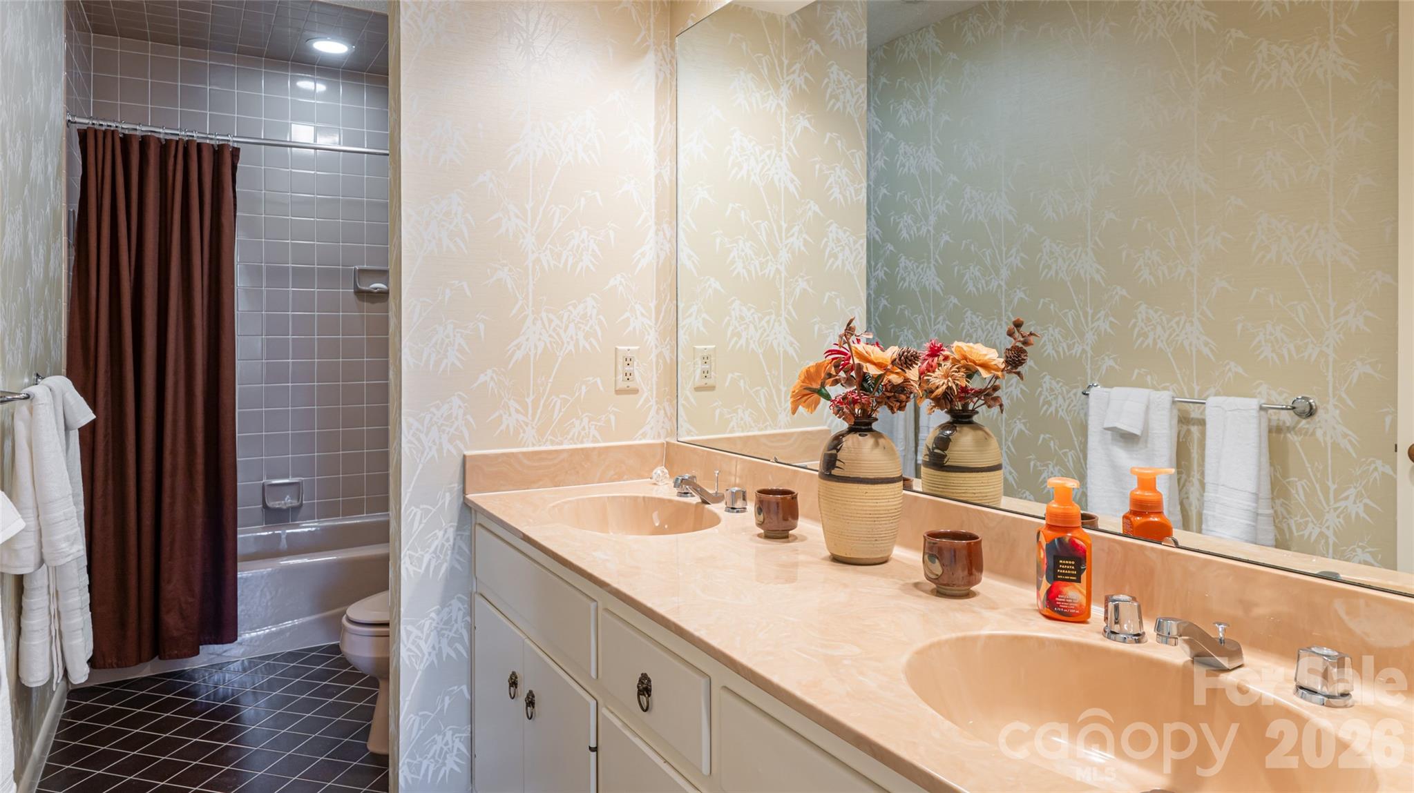12 Stuyvesant Crescent Property Photo 31