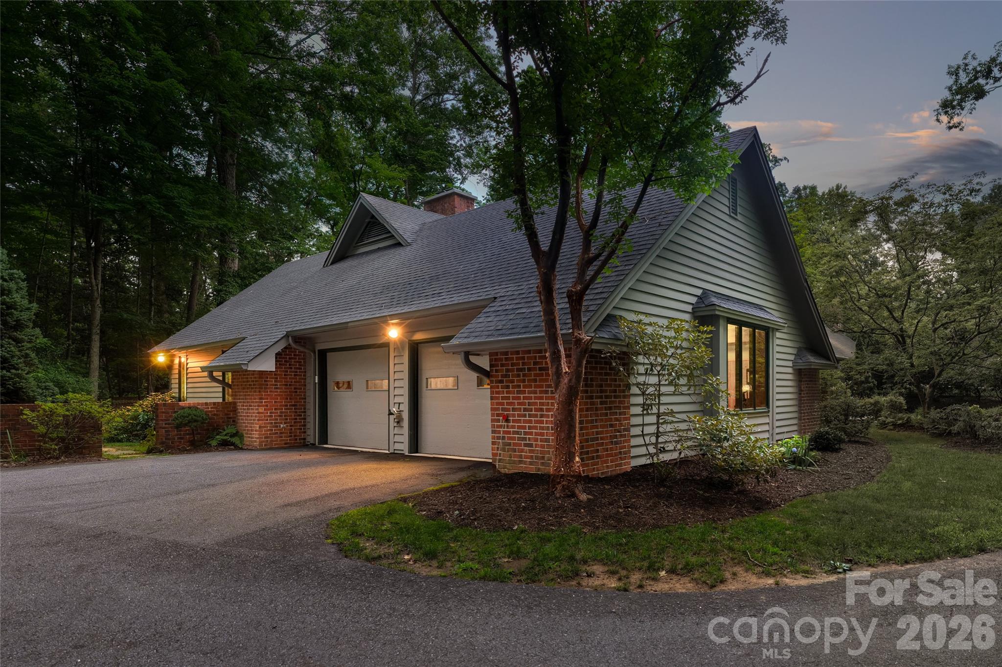 12 Stuyvesant Crescent Property Photo 38