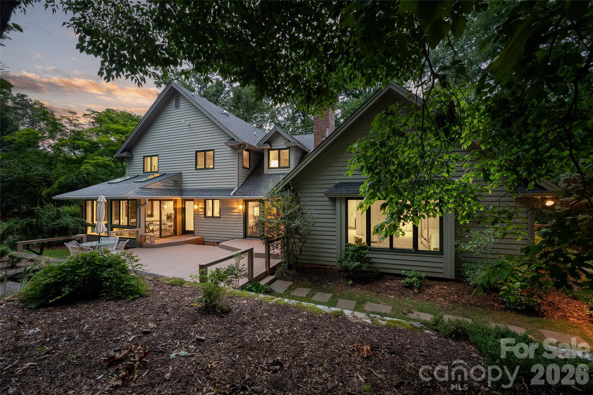 12 Stuyvesant Crescent Property Photo 40
