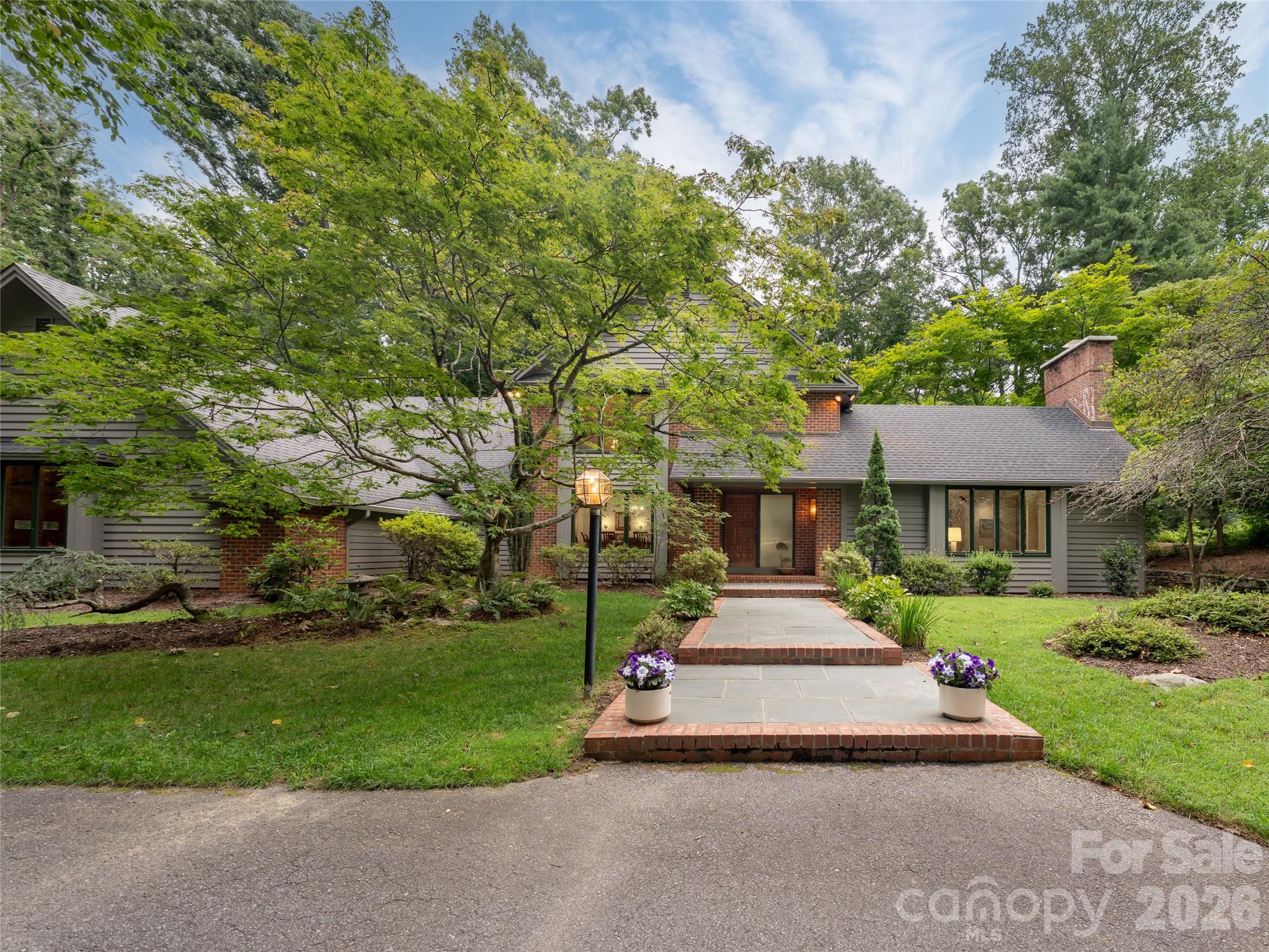 12 Stuyvesant Crescent Property Photo 45