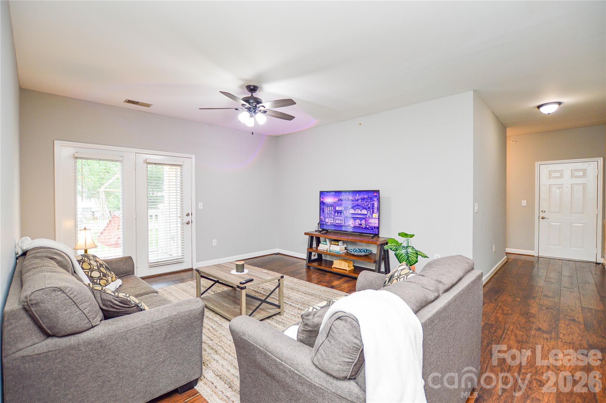 10663 Hill Point Court Property Photo 2