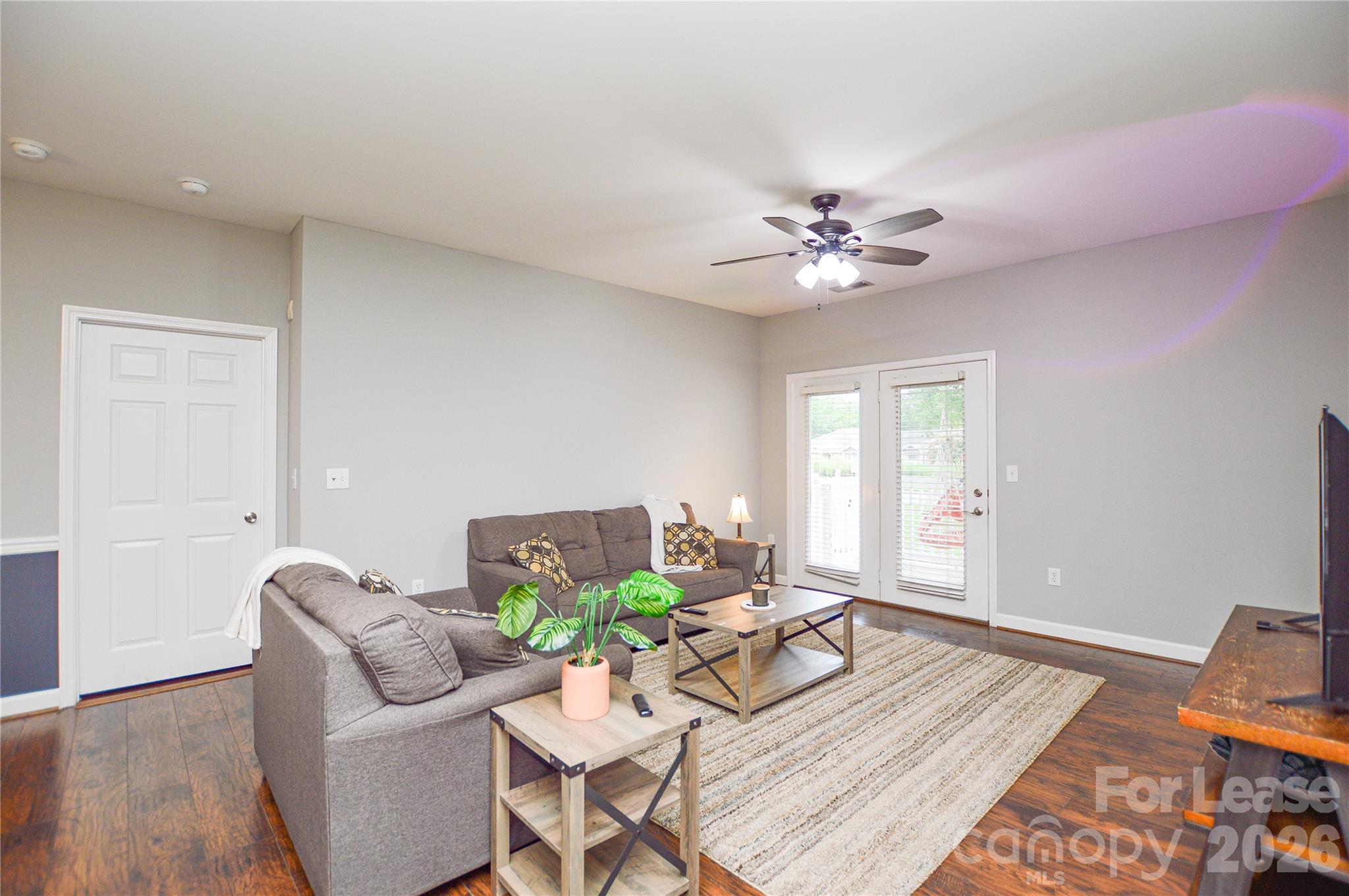 10663 Hill Point Court Property Photo 5