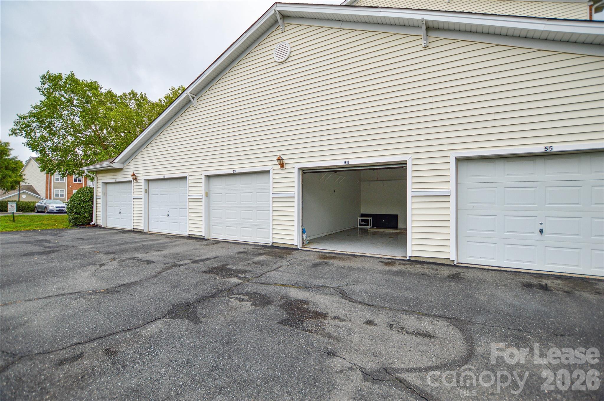 10663 Hill Point Court Property Photo 28