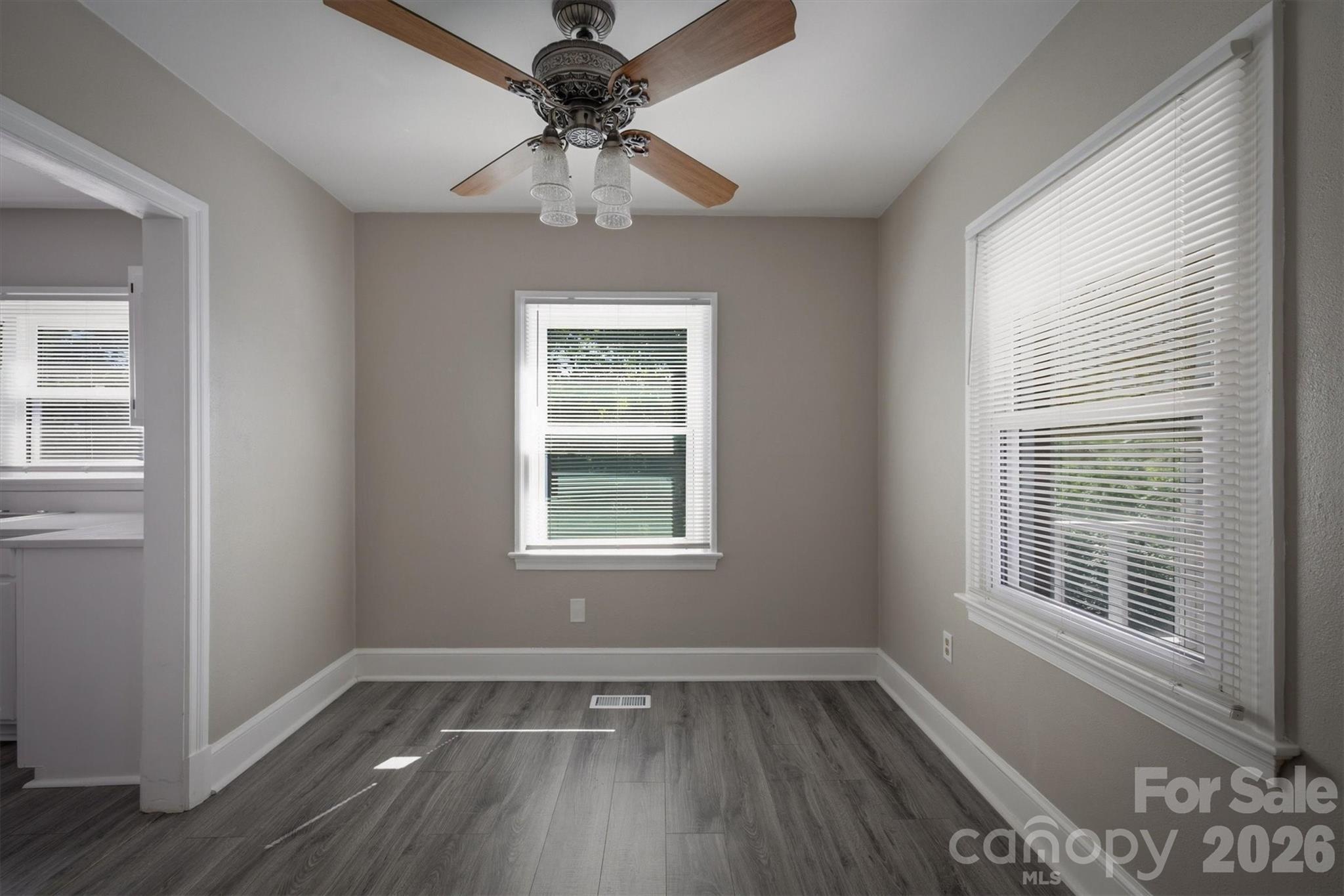 1060 14th Avenue Property Photo 7