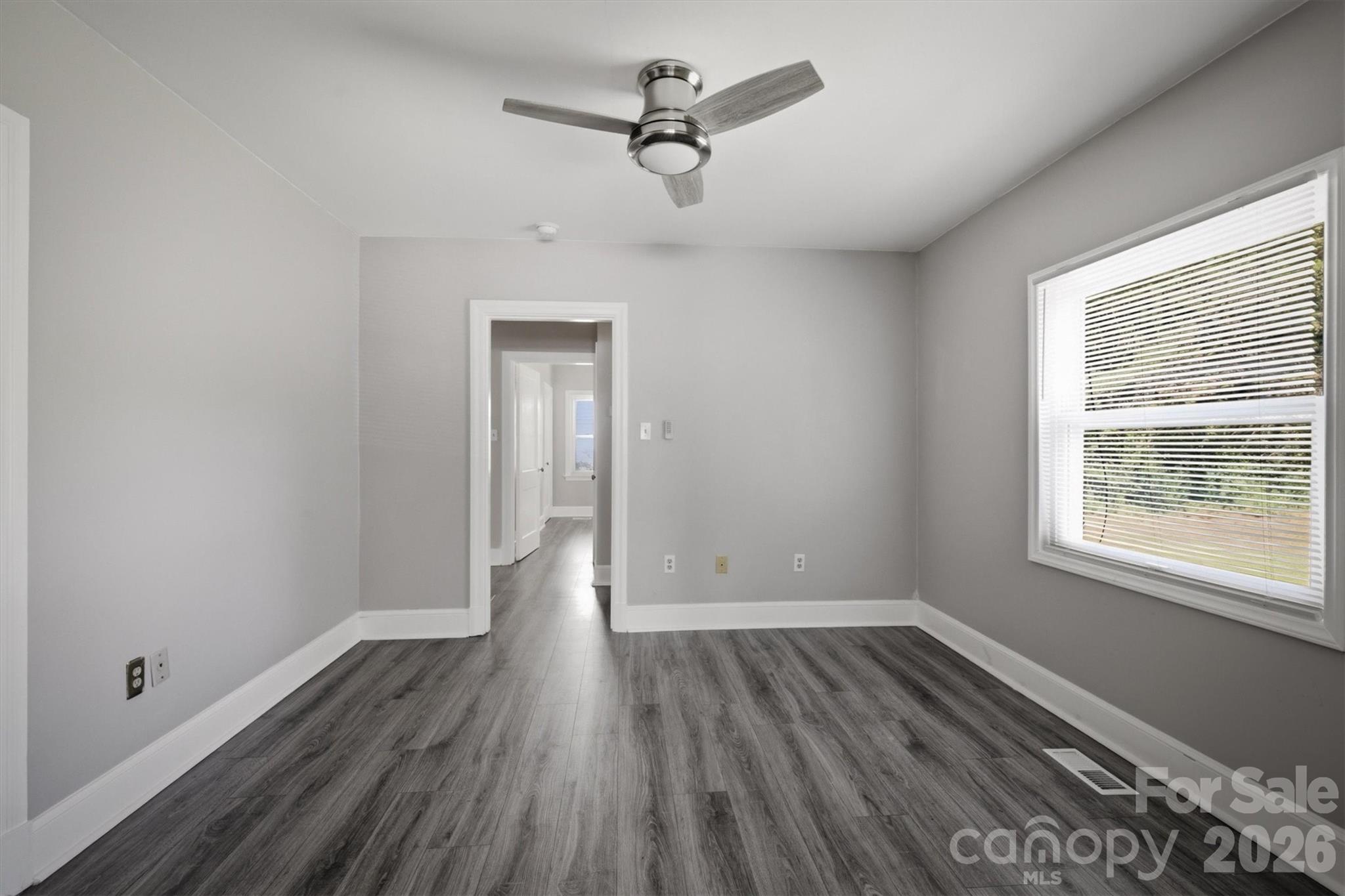 1060 14th Avenue Property Photo 14