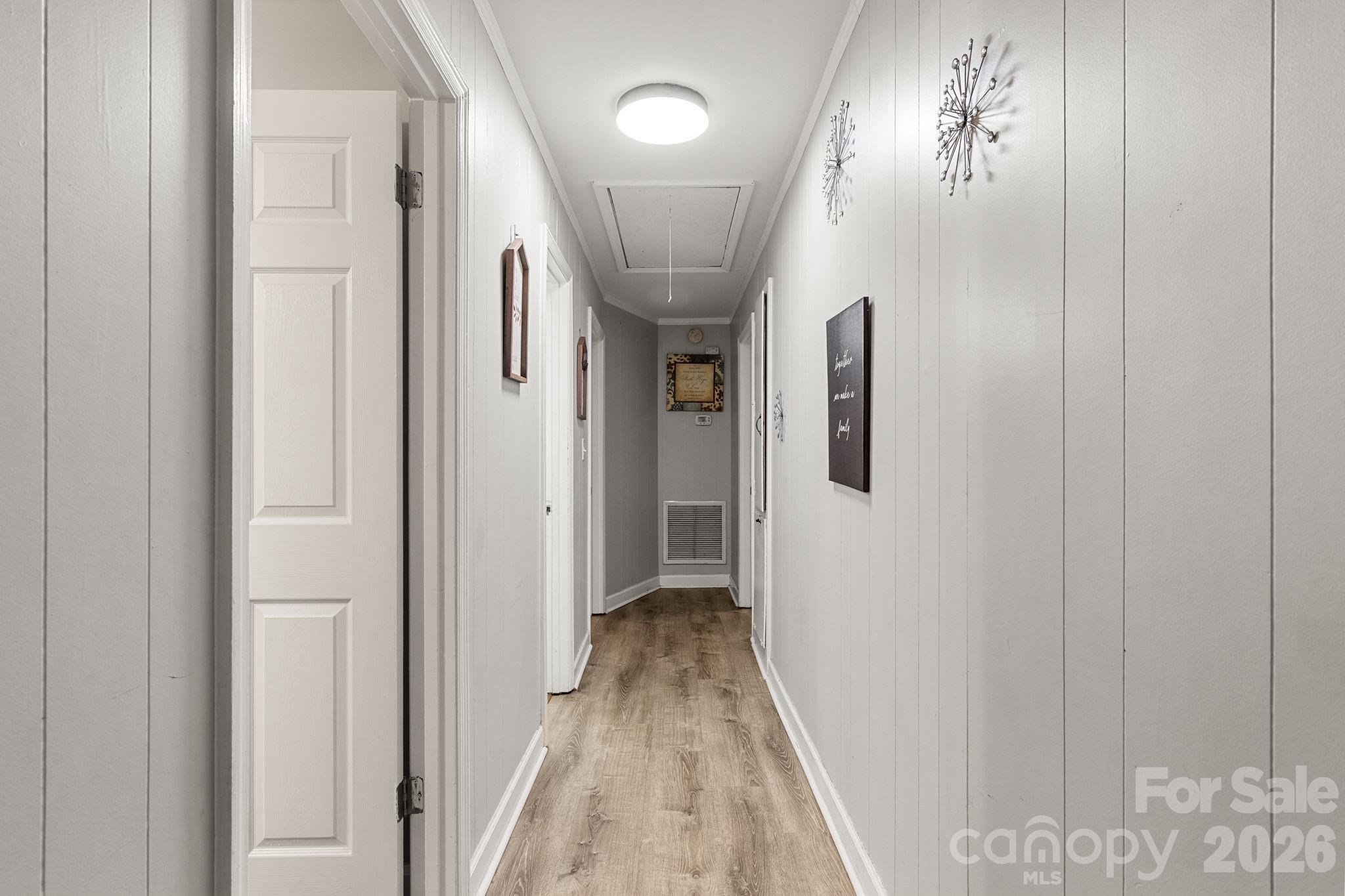 3104 University Drive Property Photo 15
