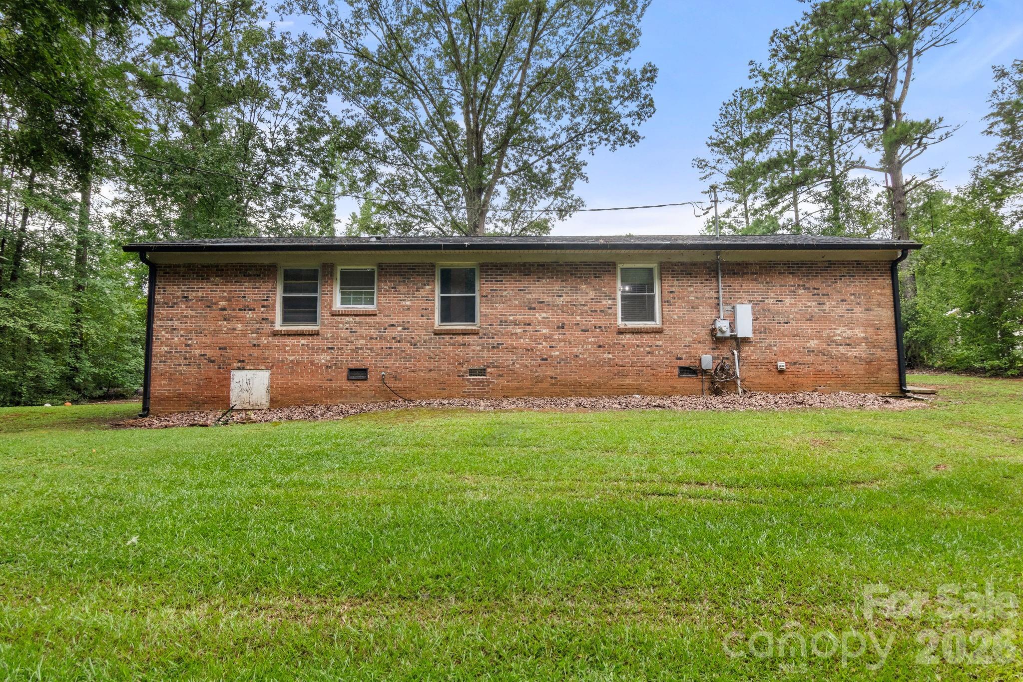 3104 University Drive Property Photo 28