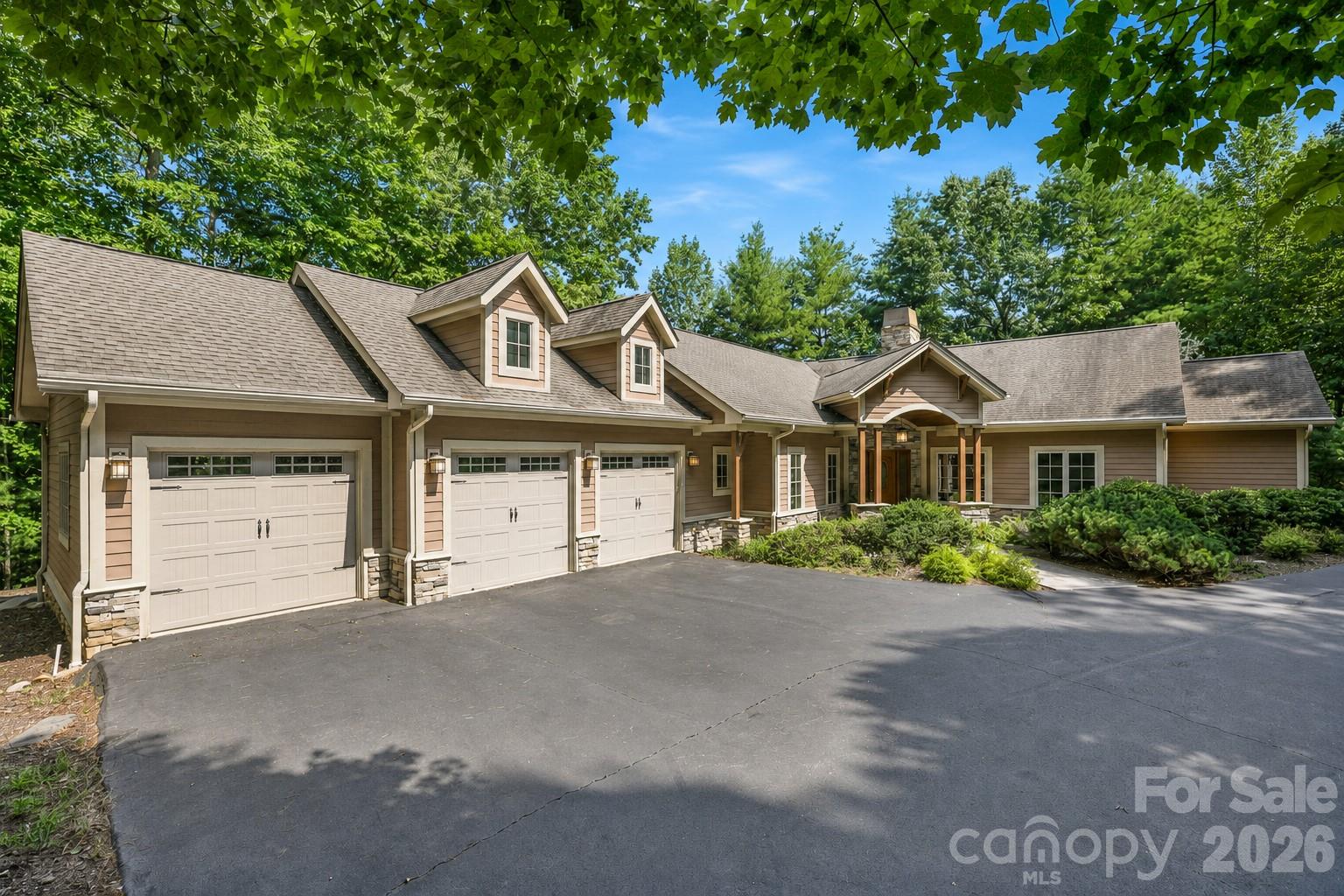 168 Chattooga Run Property Photo 1