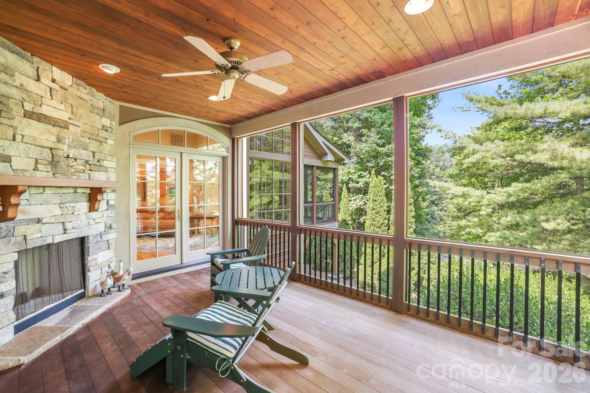 168 Chattooga Run Property Photo 10