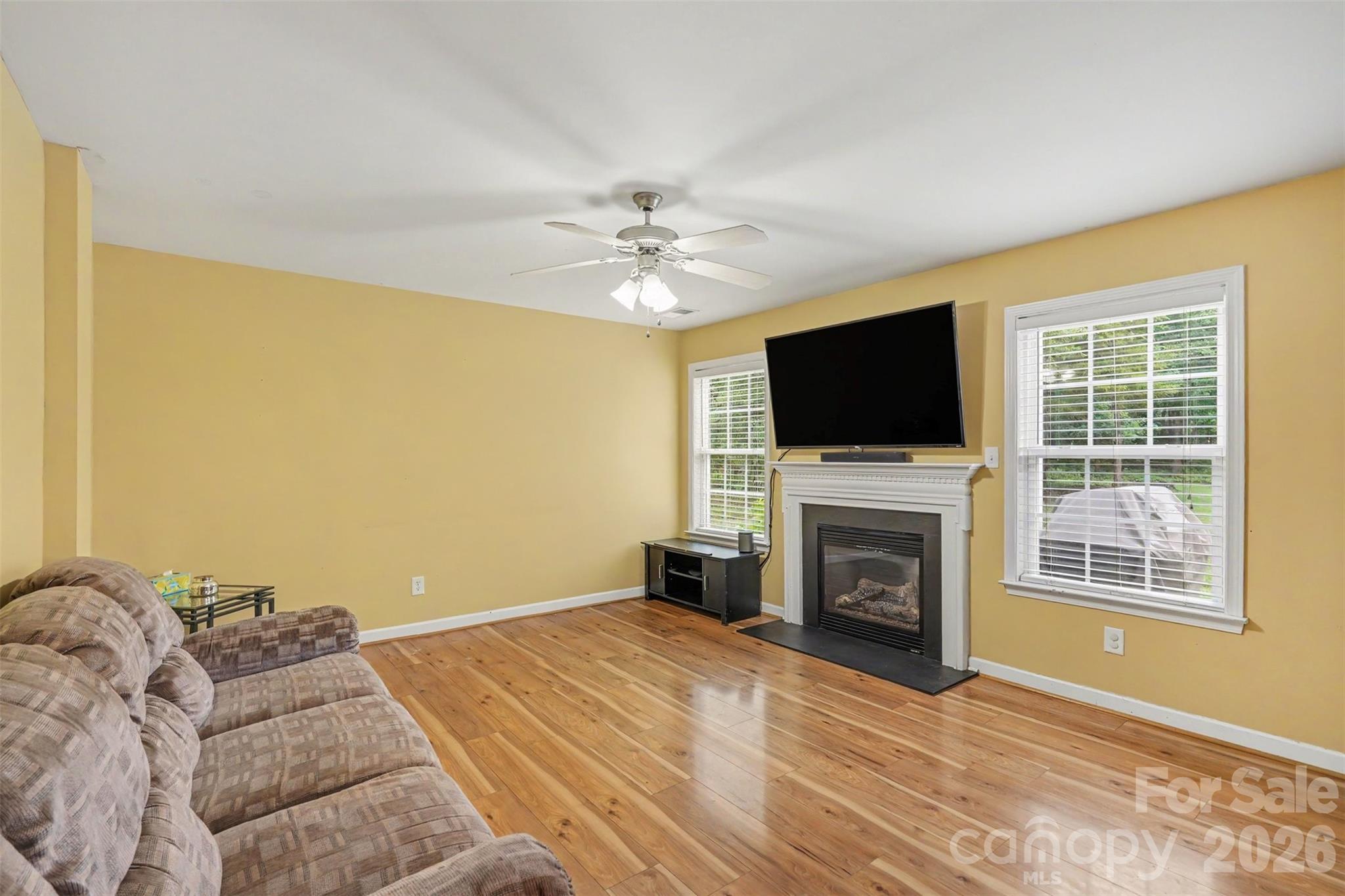 2700 Loxdale Farms Drive Property Photo 9
