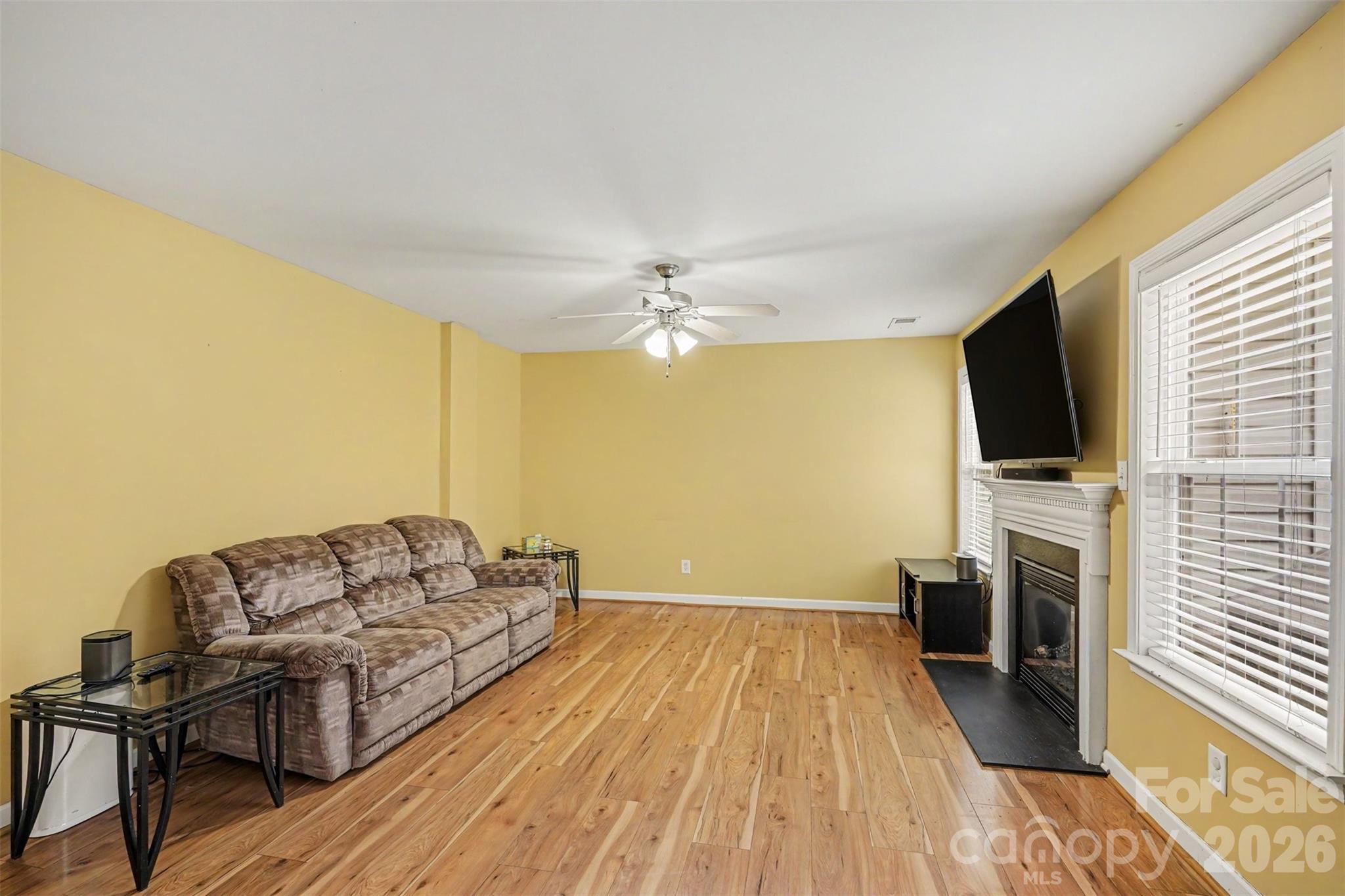 2700 Loxdale Farms Drive Property Photo 14