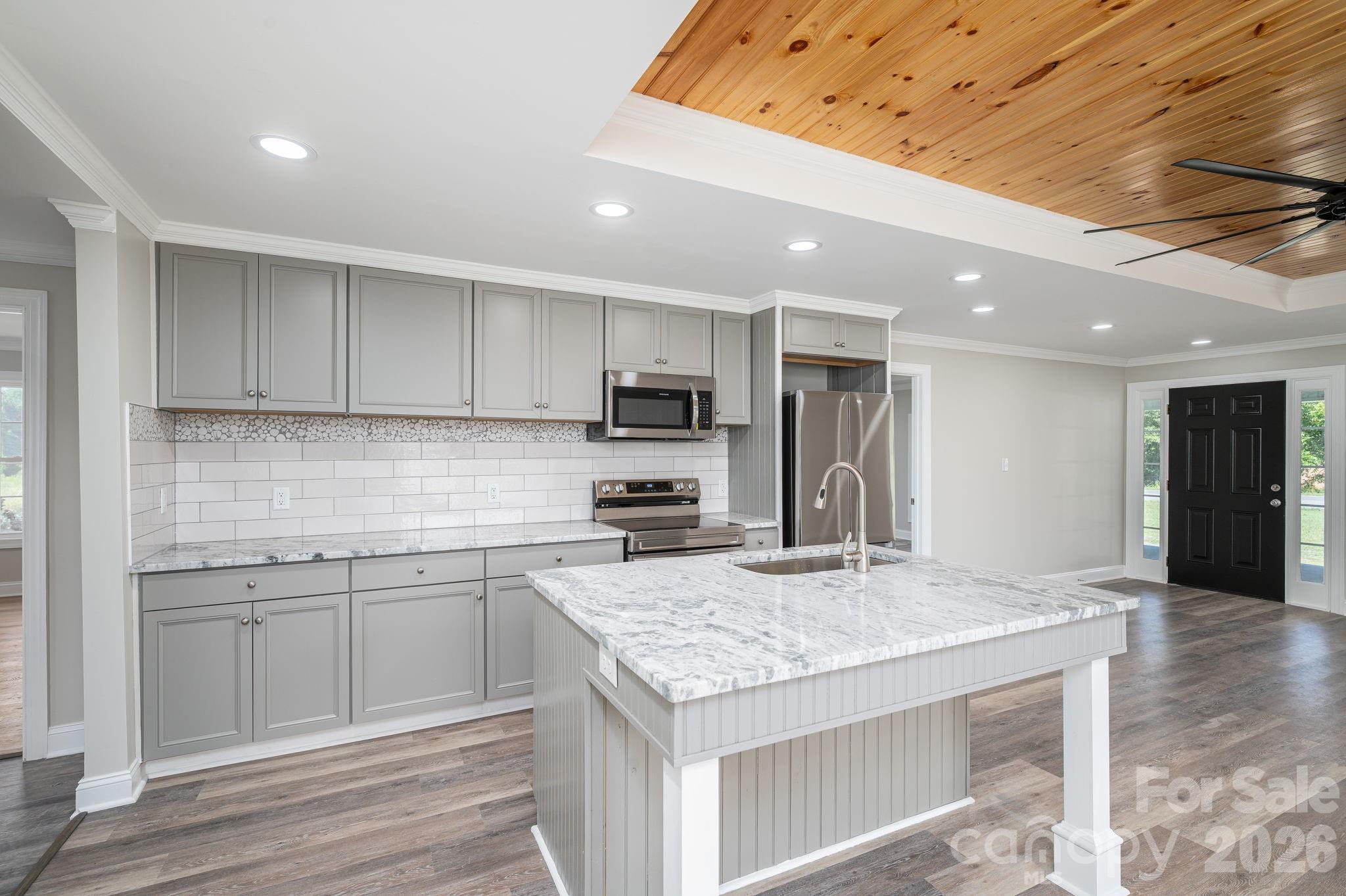 1719 S Lafayette Street Property Photo 12