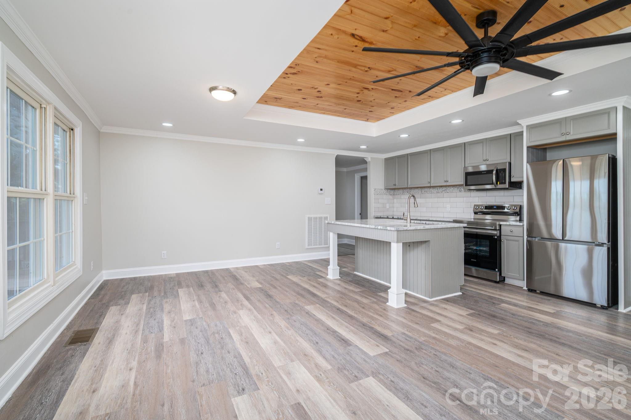 1719 S Lafayette Street Property Photo 13