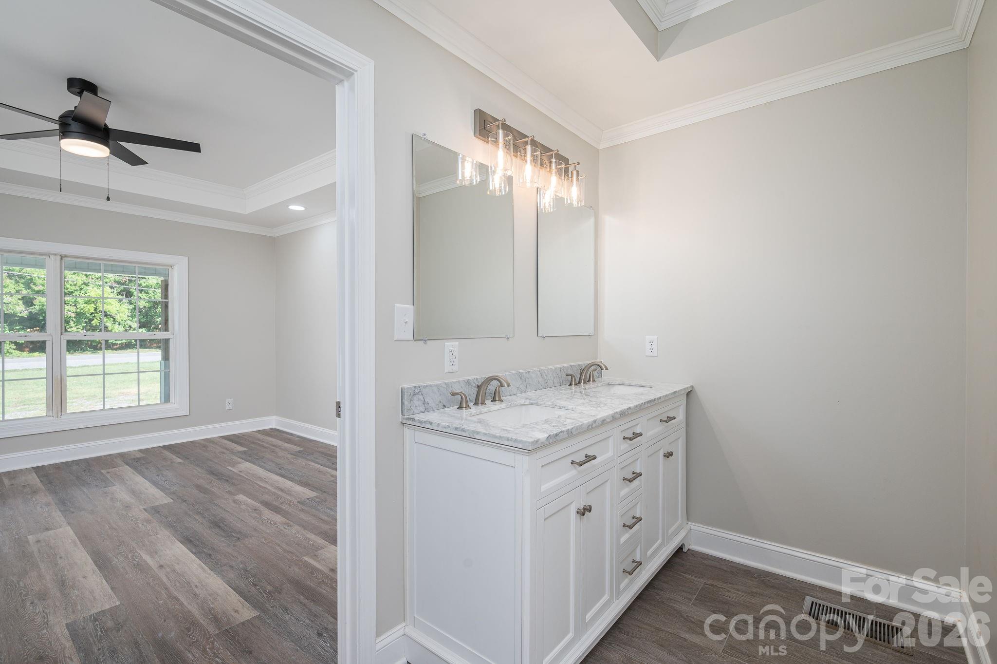 1719 S Lafayette Street Property Photo 23