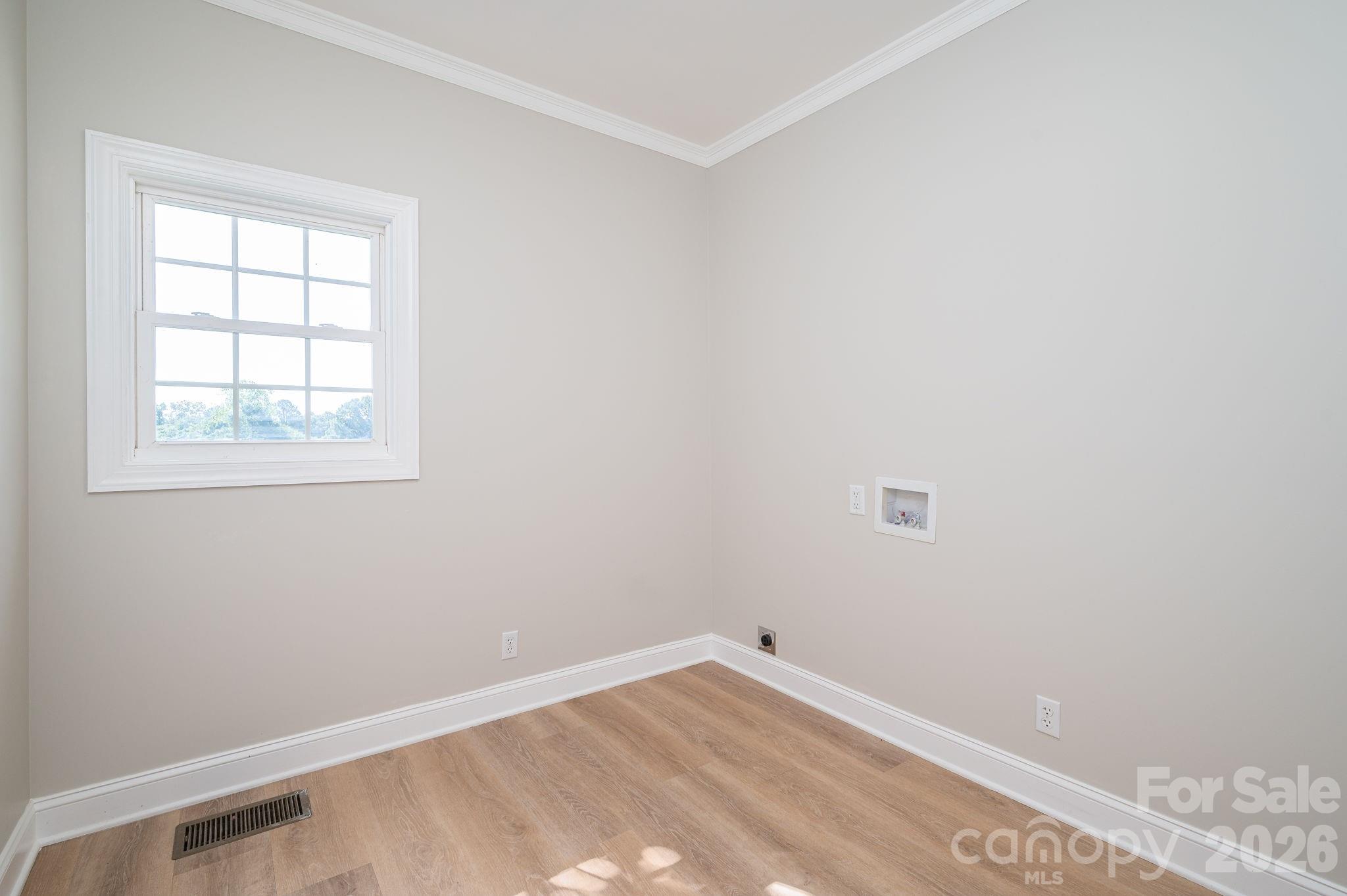 1719 S Lafayette Street Property Photo 35