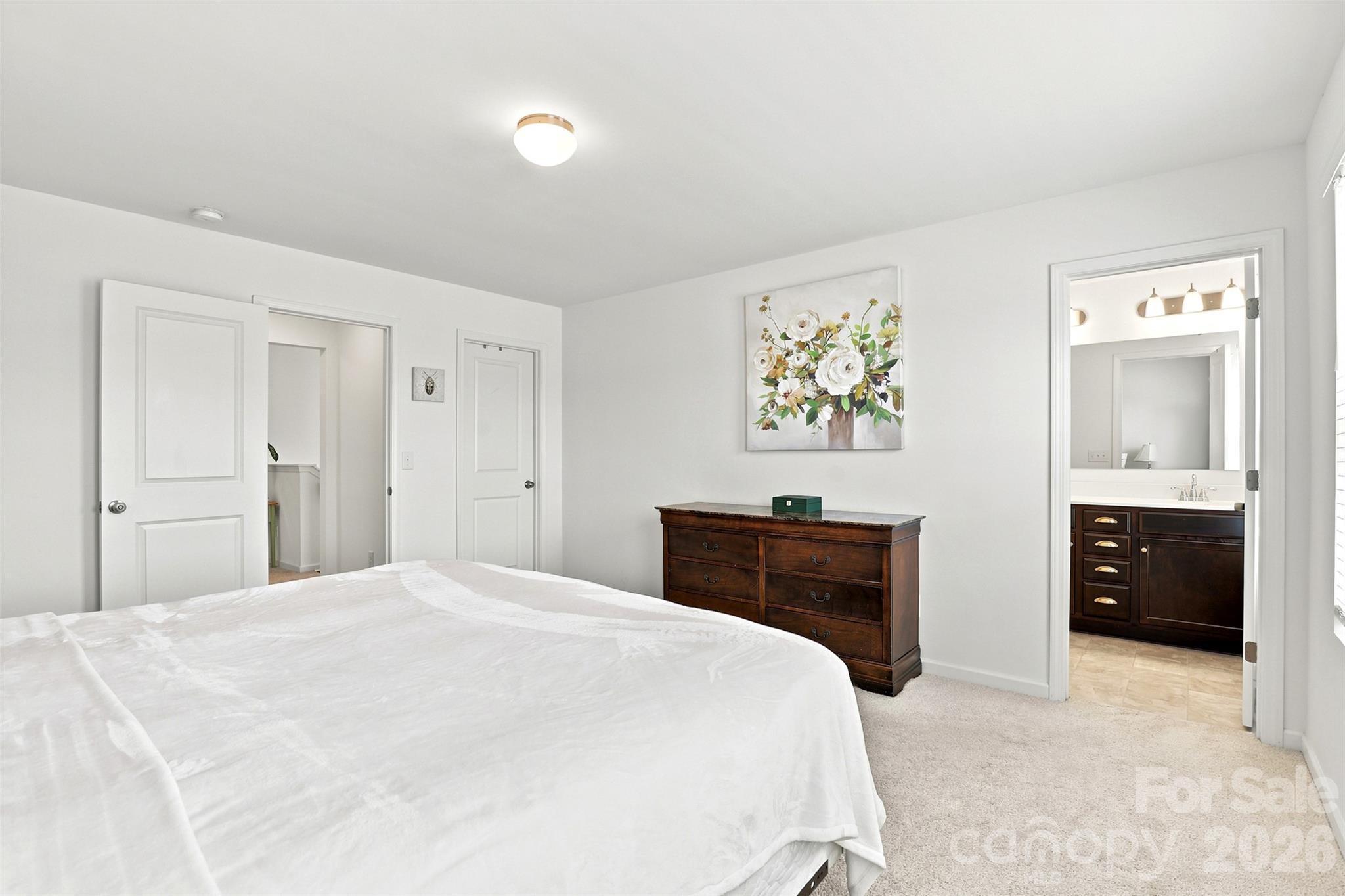 517 Willamette Drive Property Photo 8