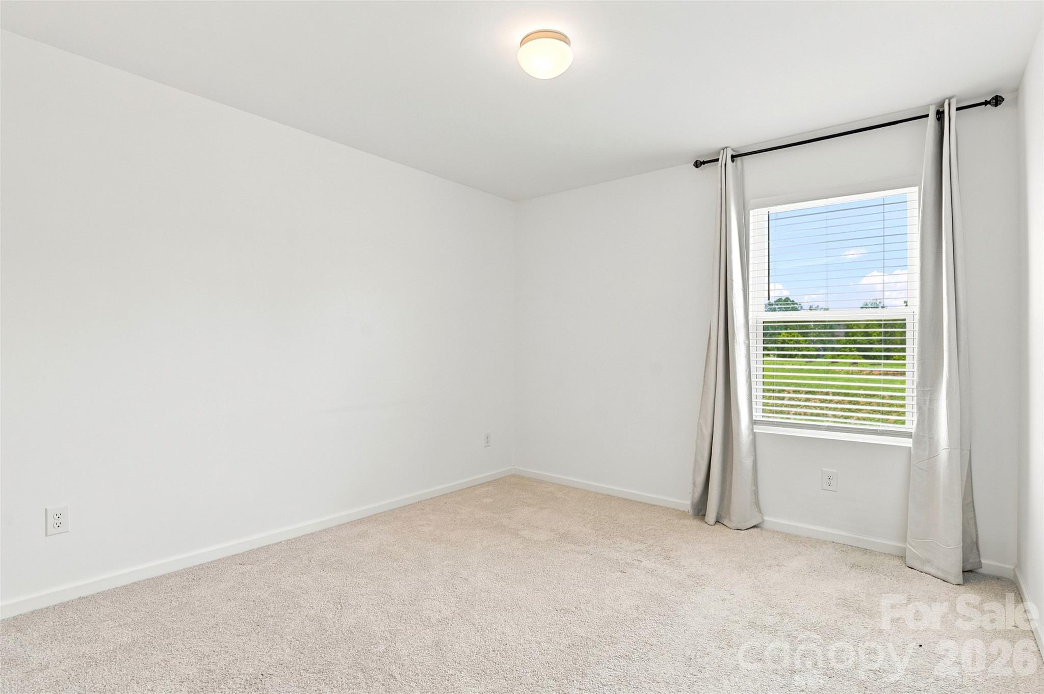 517 Willamette Drive Property Photo 10