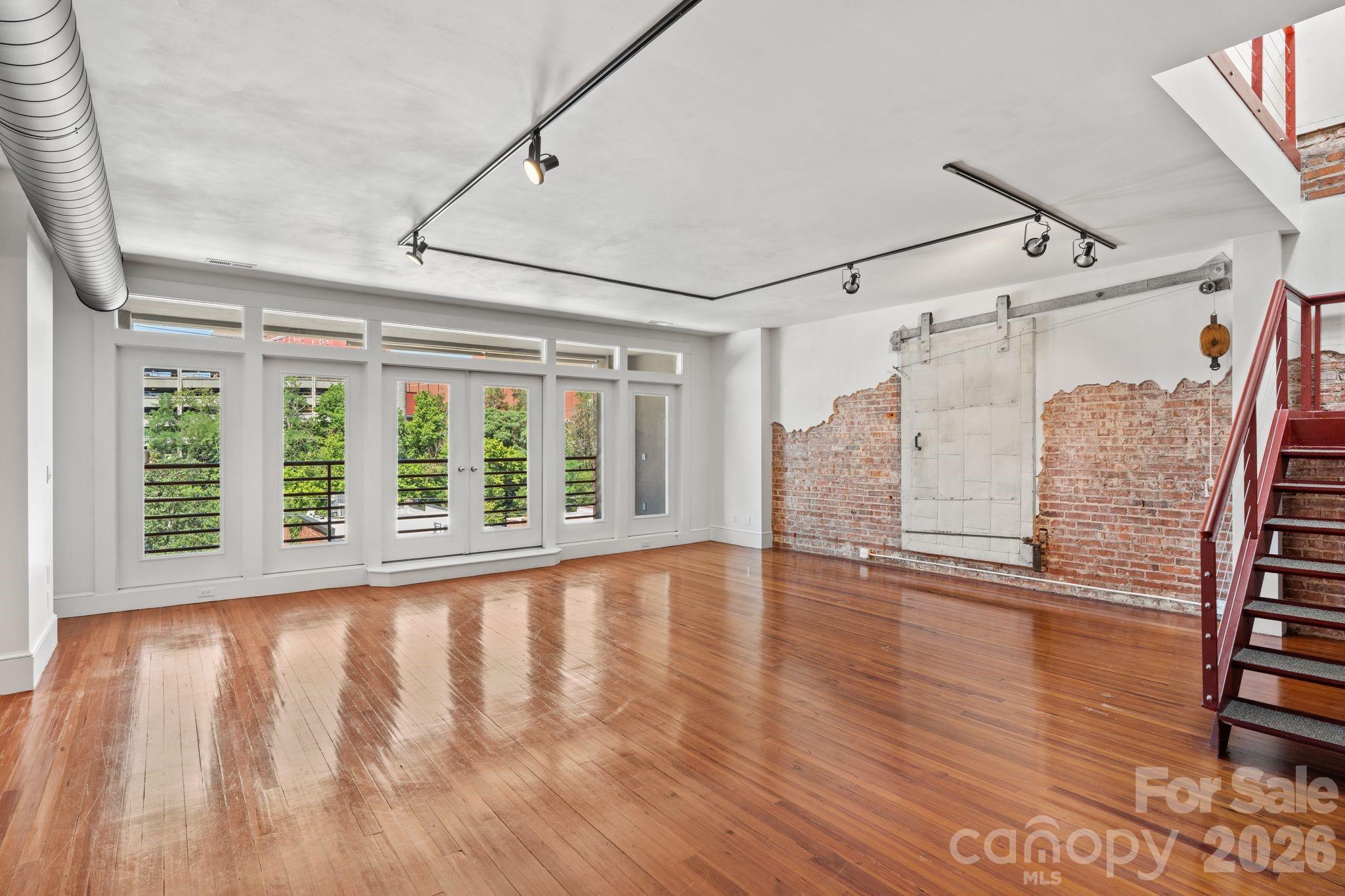 57 Broadway Street A & 101 Property Photo 6