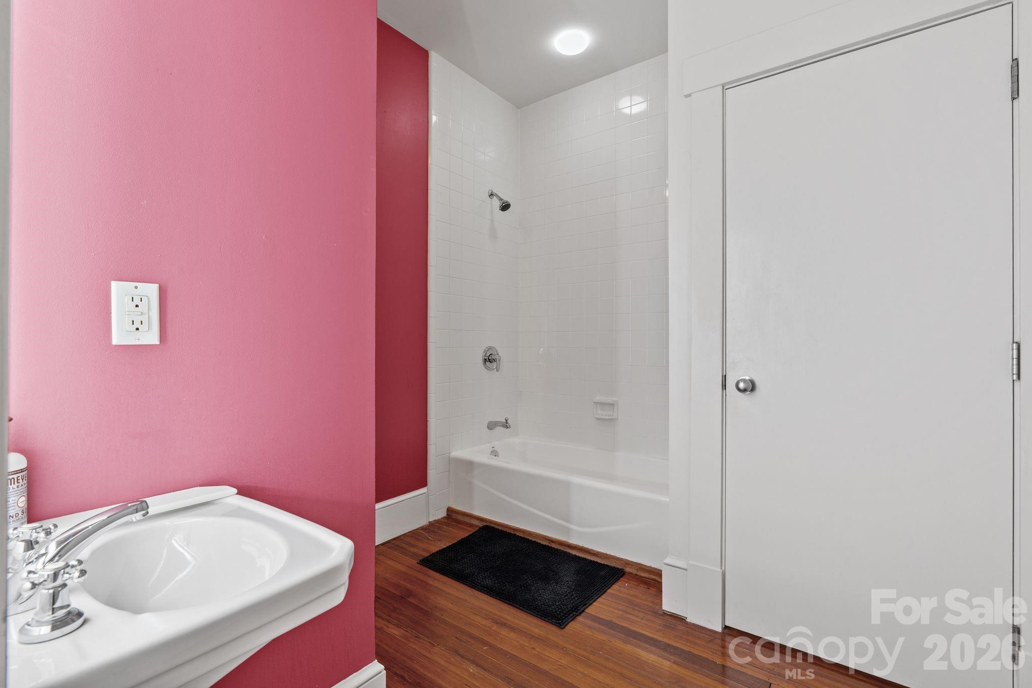 57 Broadway Street A & 101 Property Photo 14