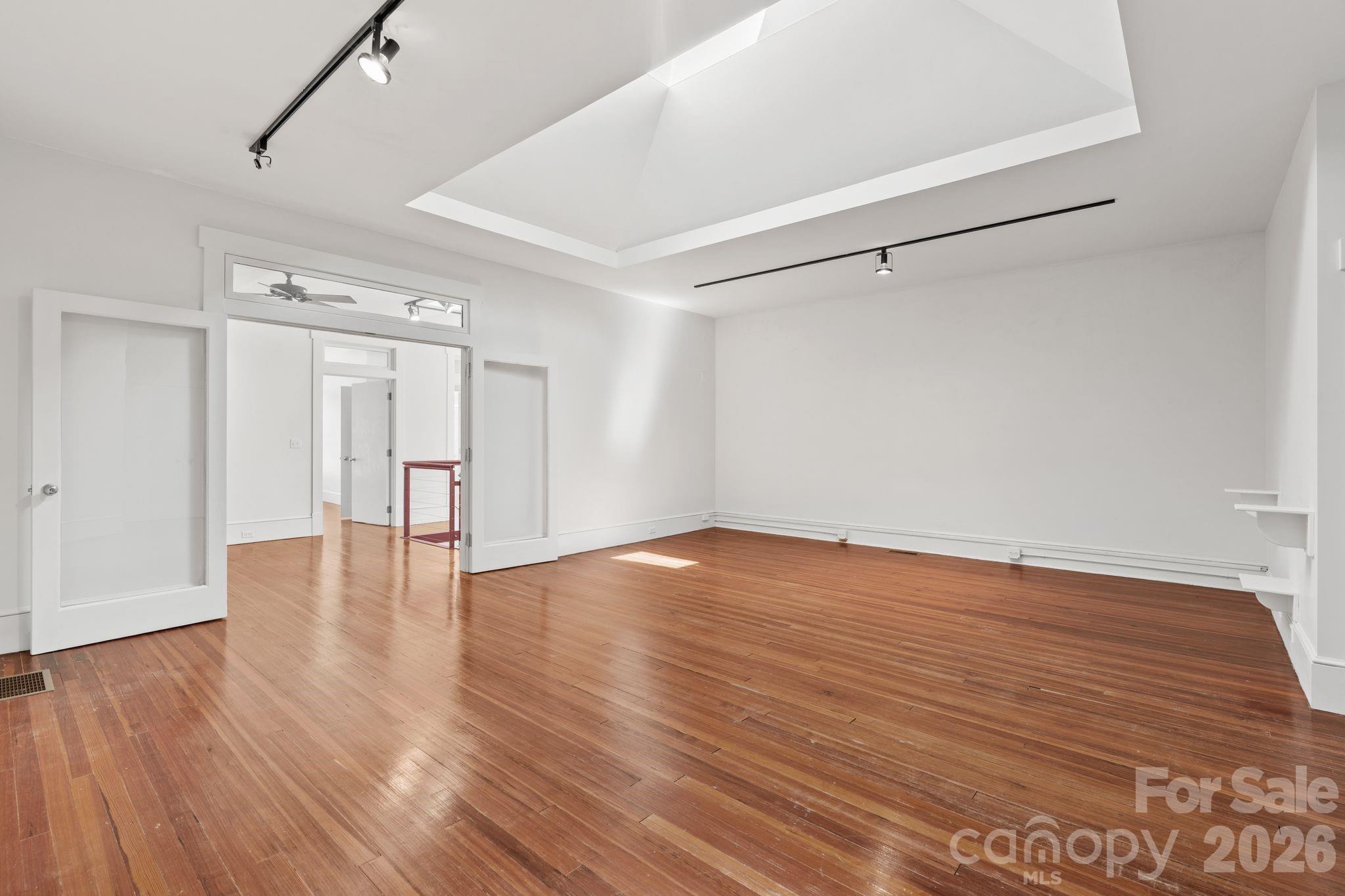 57 Broadway Street A & 101 Property Photo 31