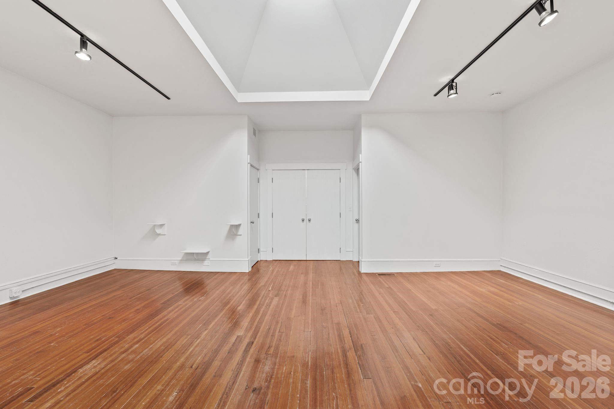 57 Broadway Street A & 101 Property Photo 36