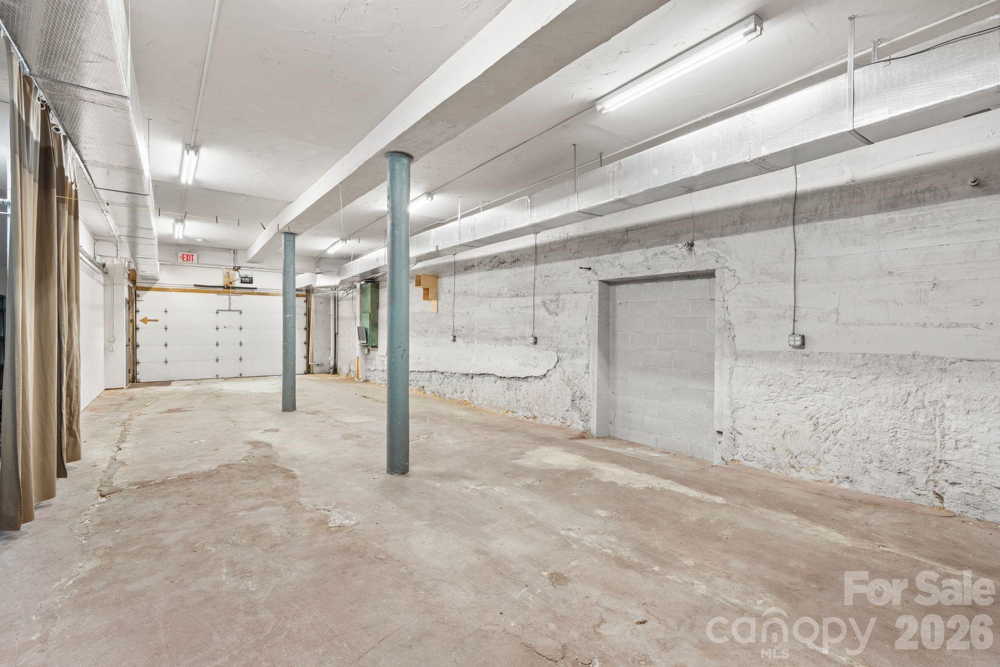 57 Broadway Street A & 101 Property Photo 39